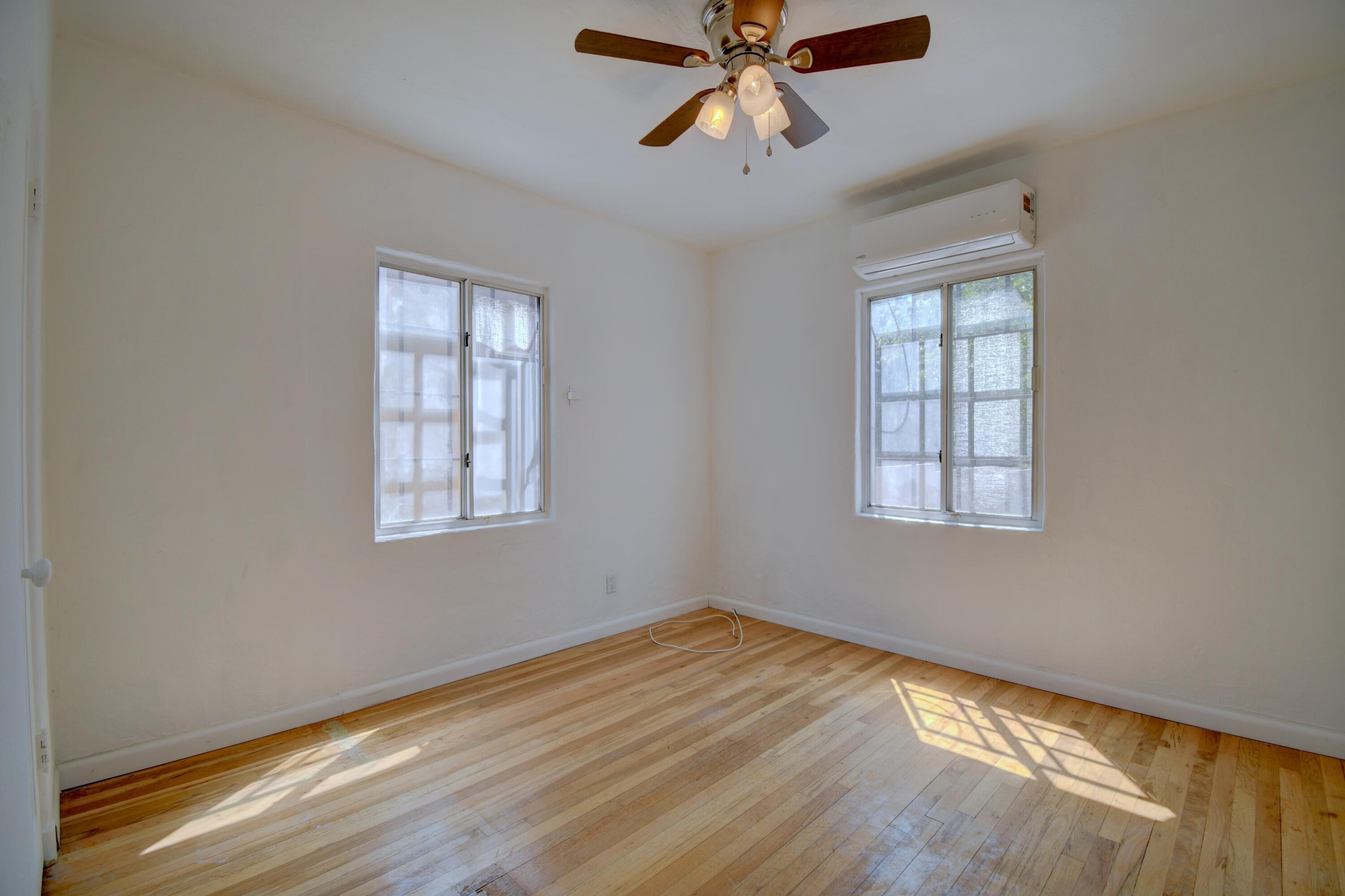 303 Tulane Drive SE