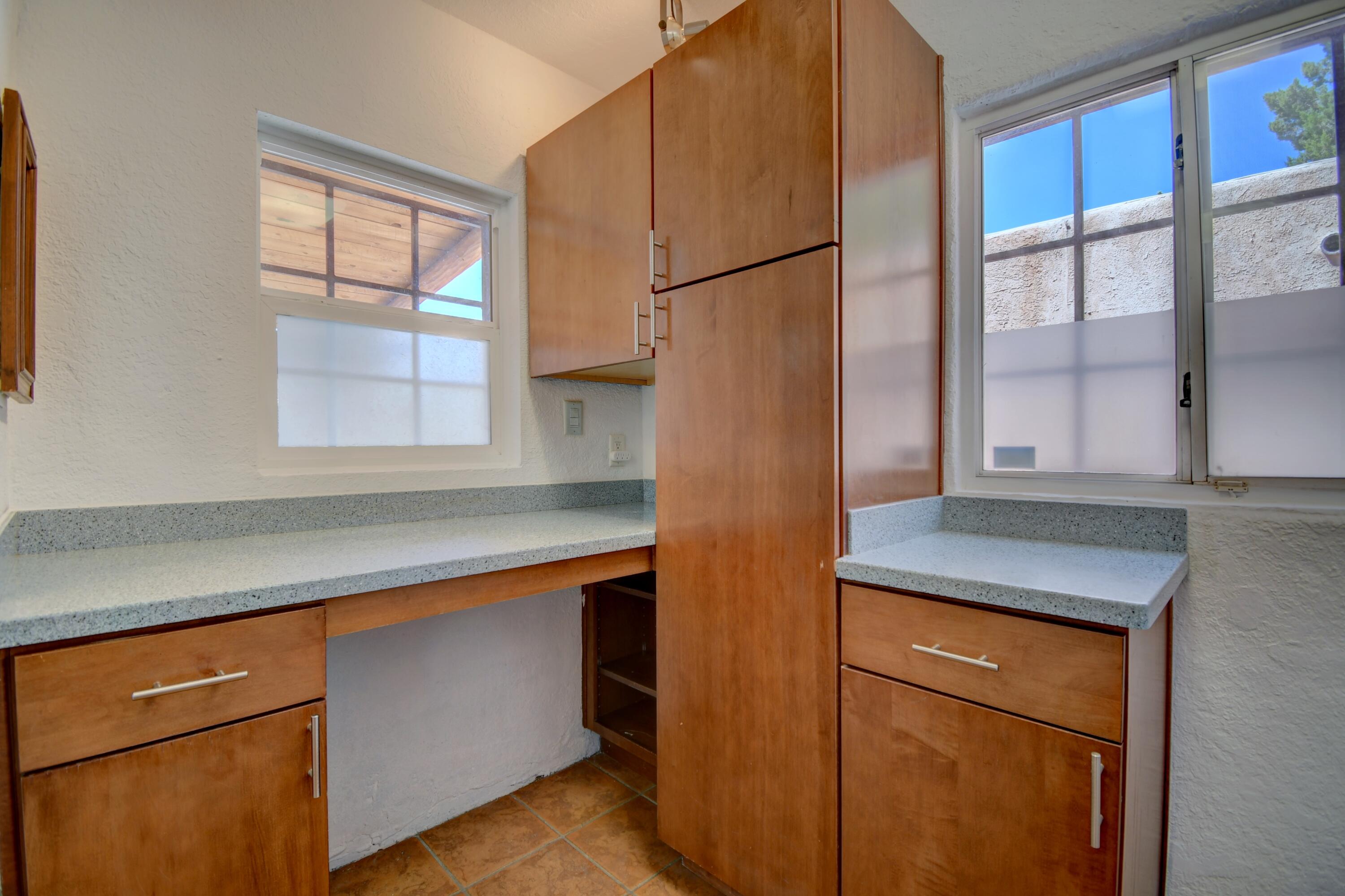 303 Tulane Drive SE