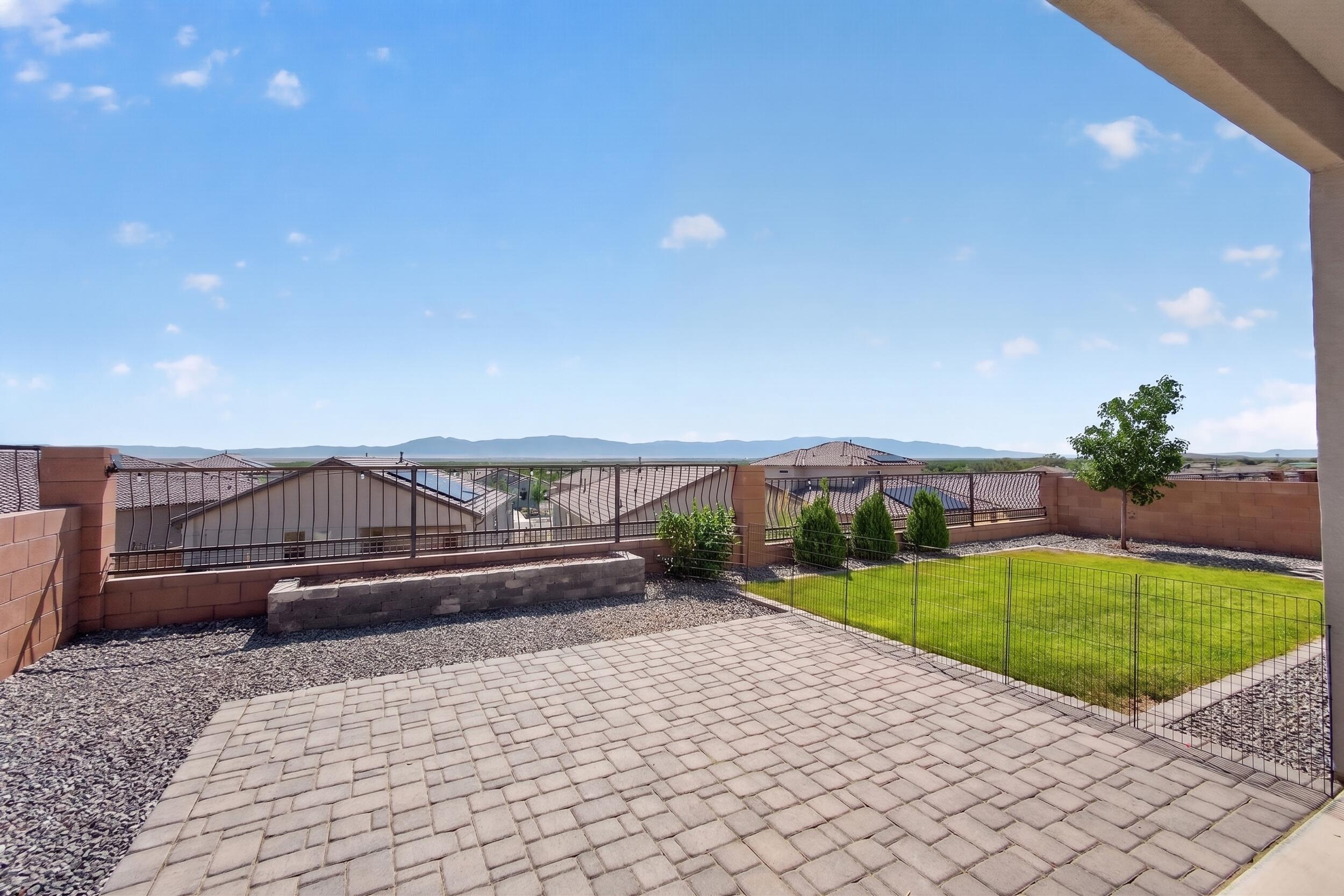 1691 Tesoro Loop NW