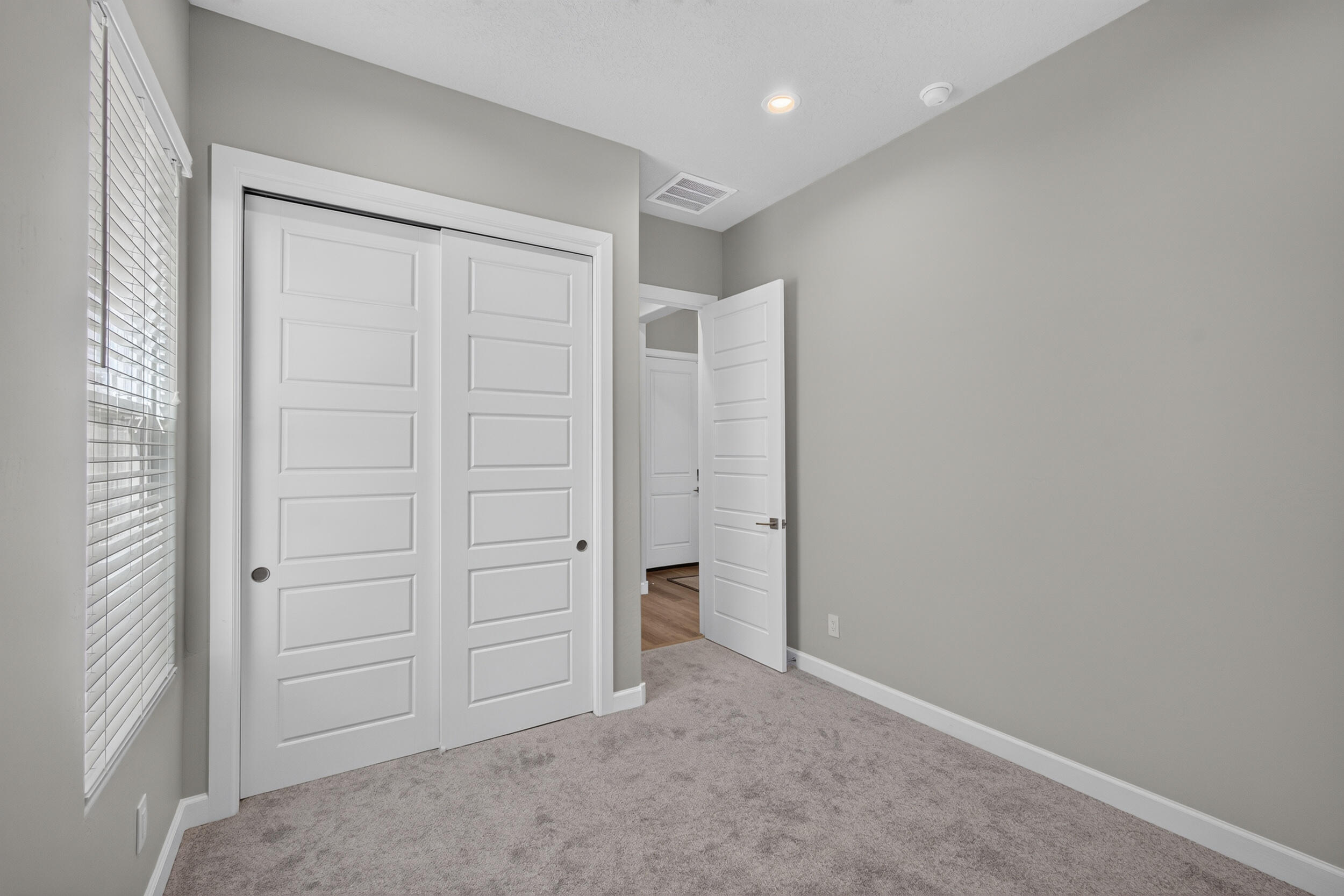 1691 Tesoro Loop NW