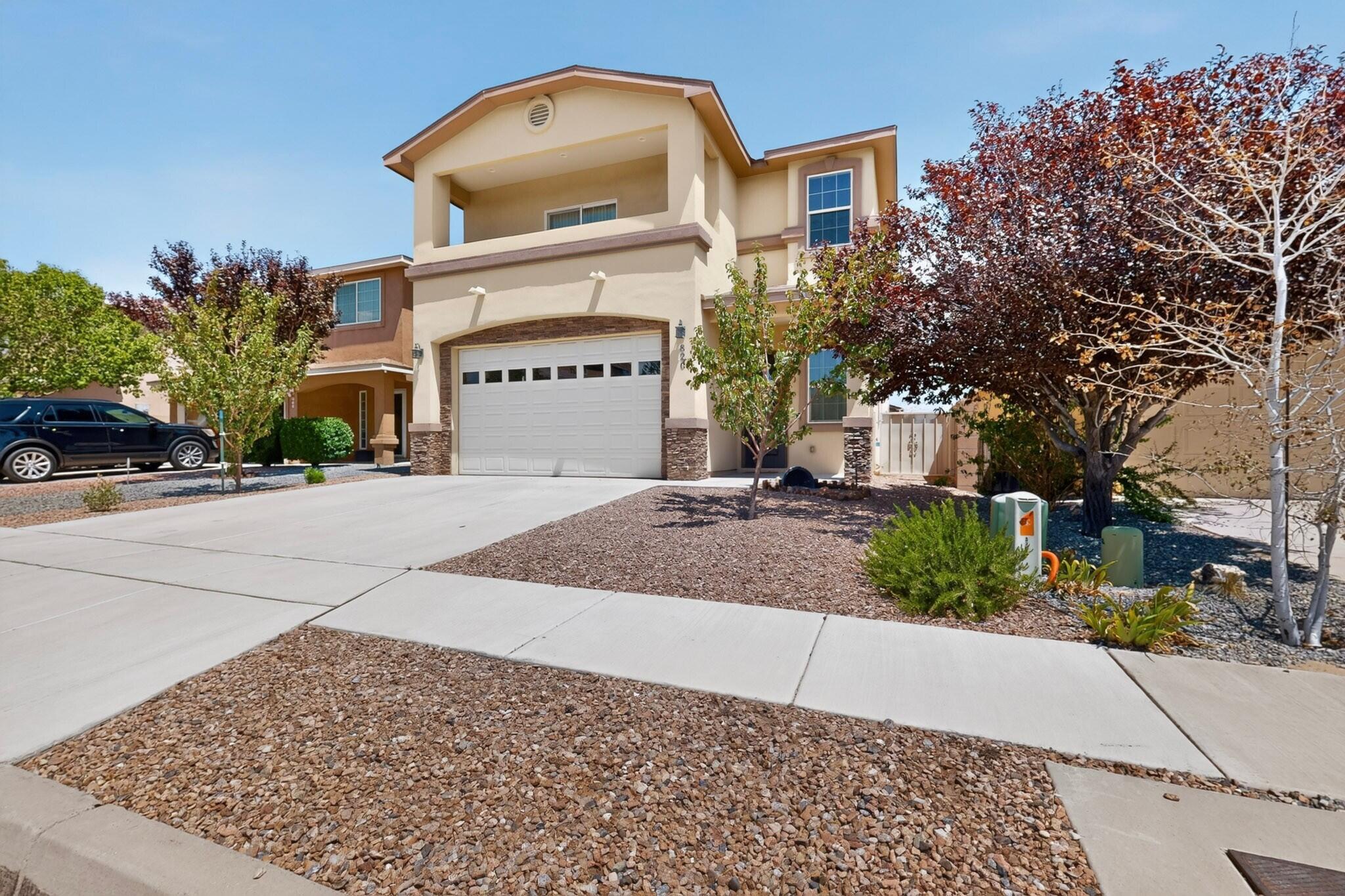 820 Serrano Pointe NW