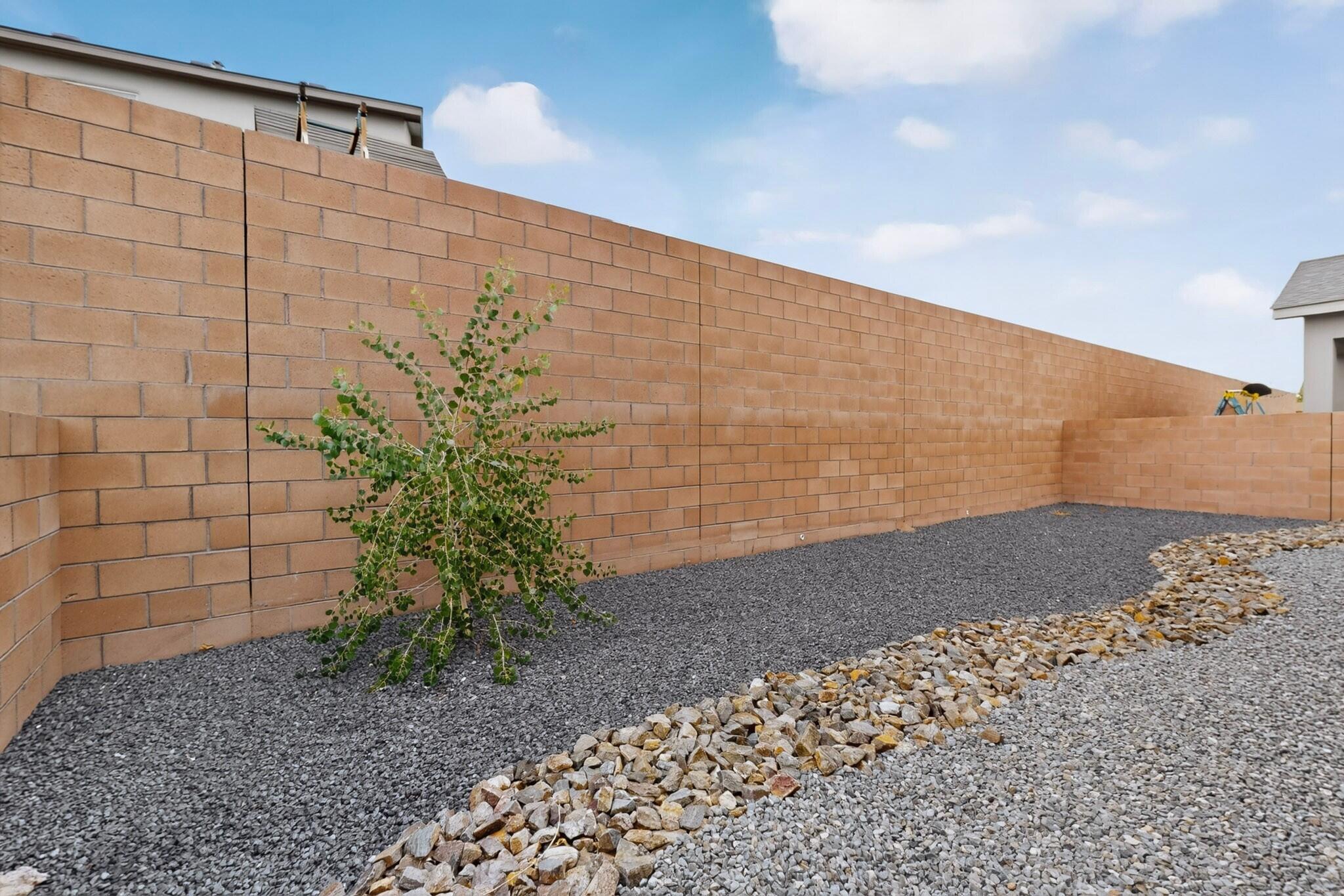 4276 Crowned Eagle Loop NE