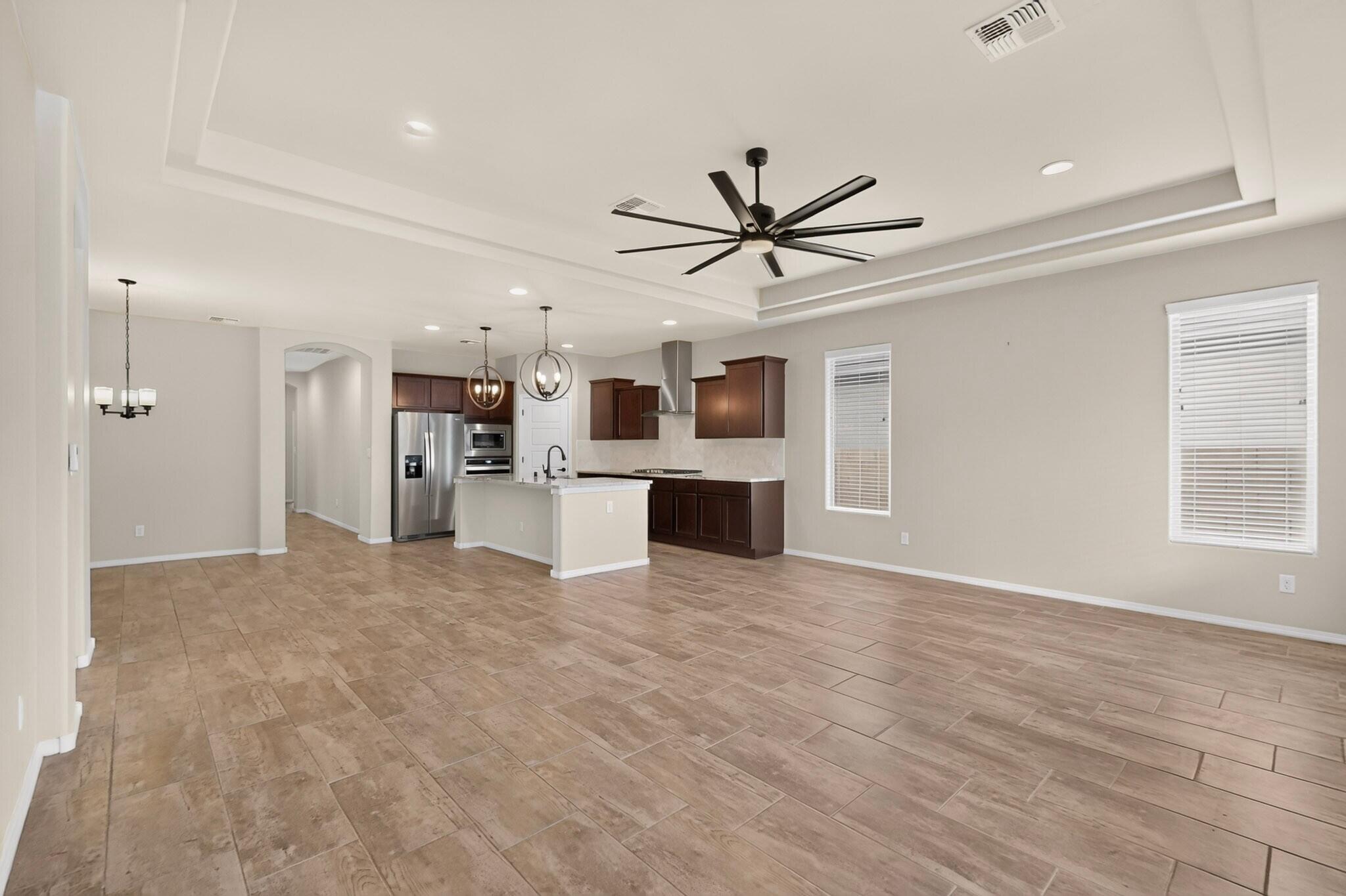 4276 Crowned Eagle Loop NE