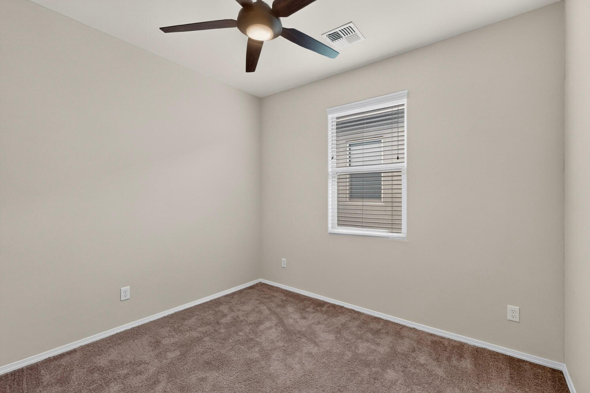 4276 Crowned Eagle Loop NE