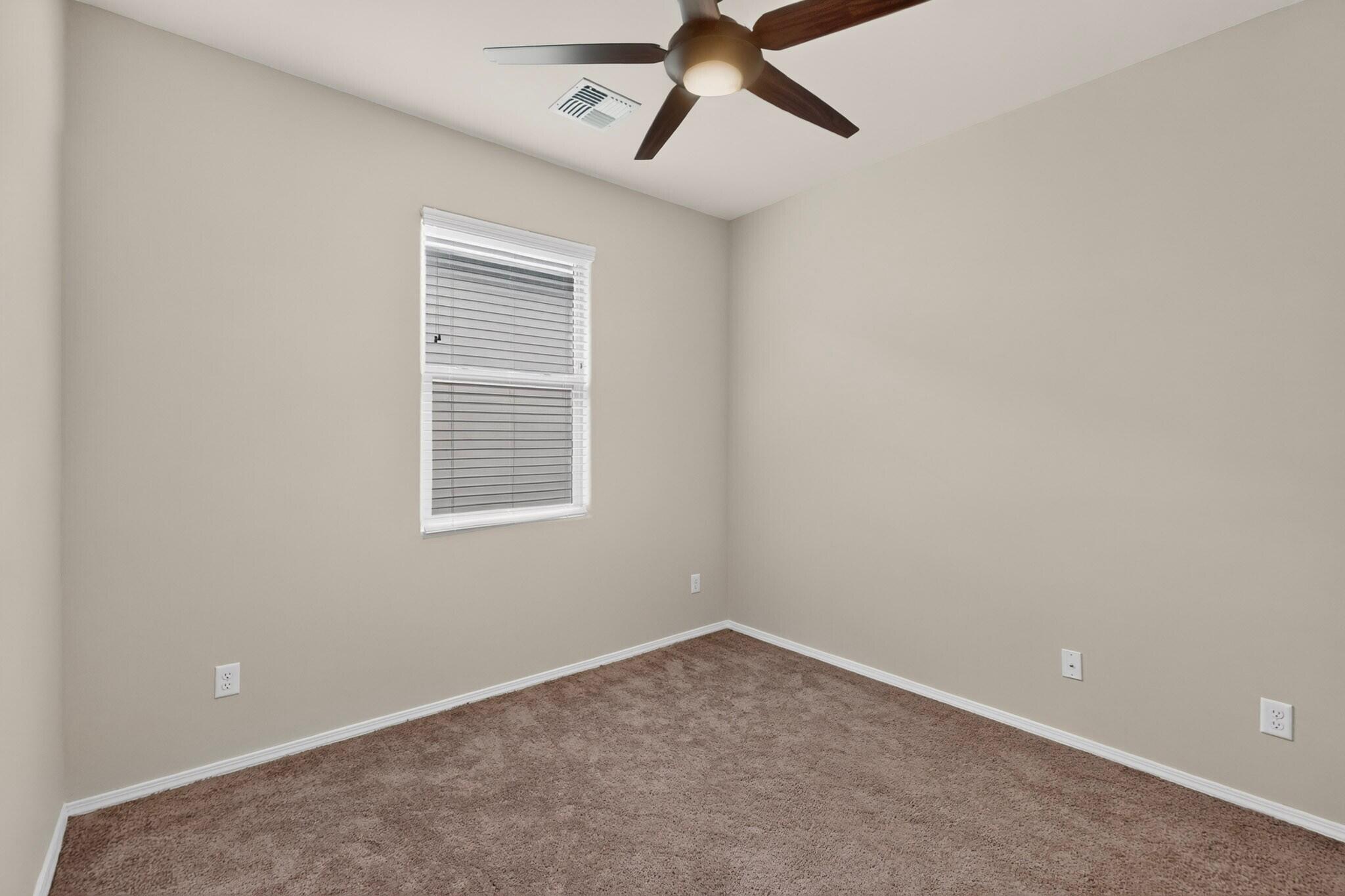 4276 Crowned Eagle Loop NE
