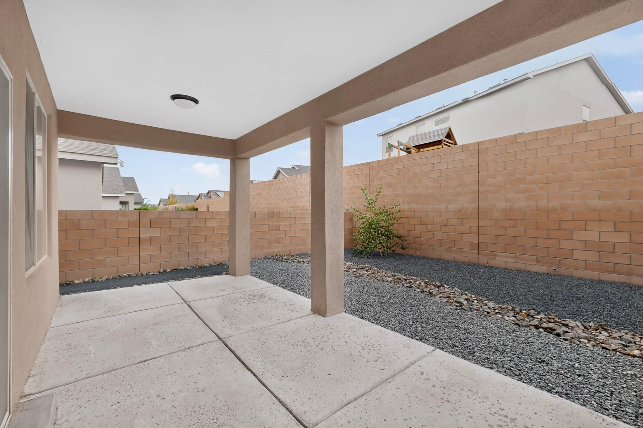 4276 Crowned Eagle Loop NE