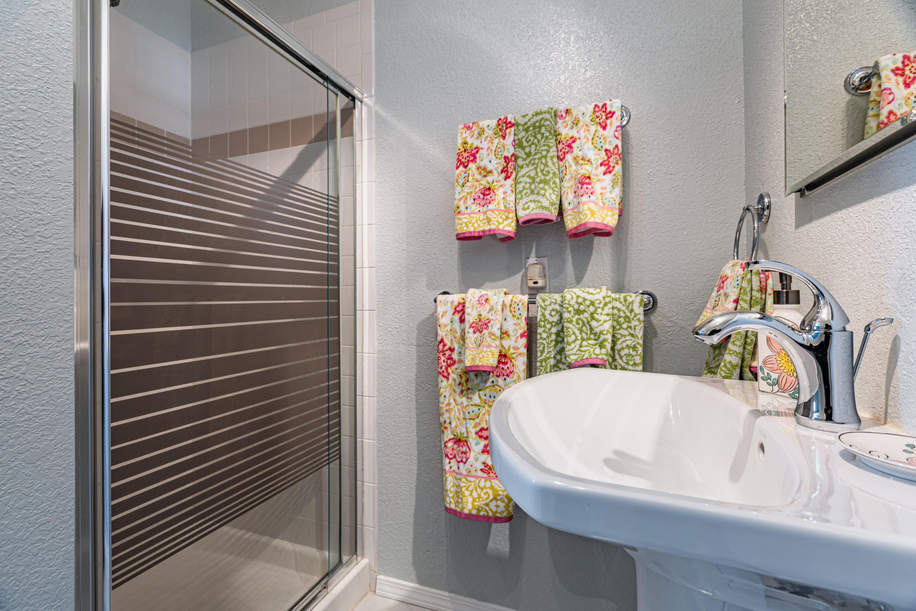 2900 Vista Del Rey NE UNIT 15B