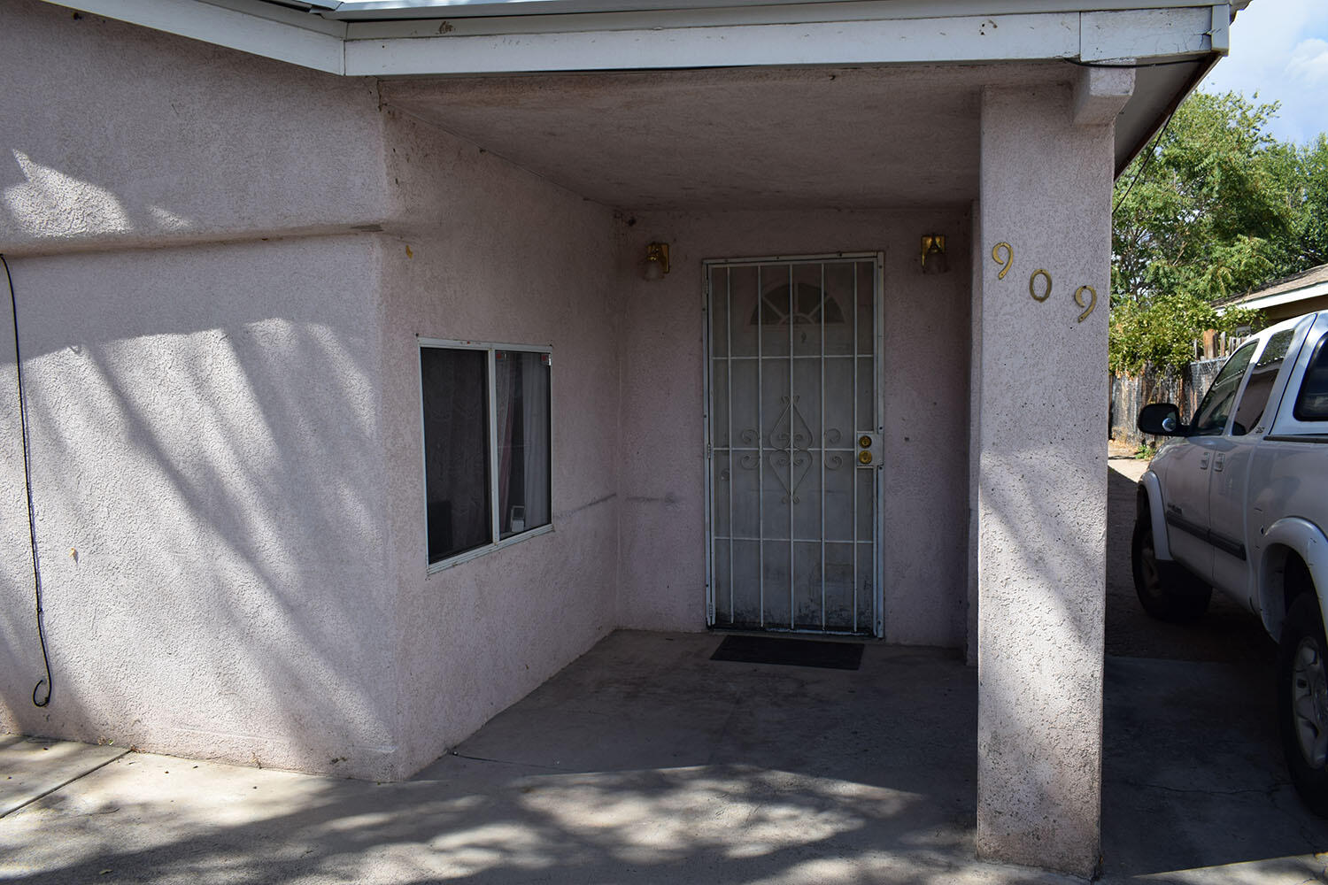 909 Pacific Avenue SW