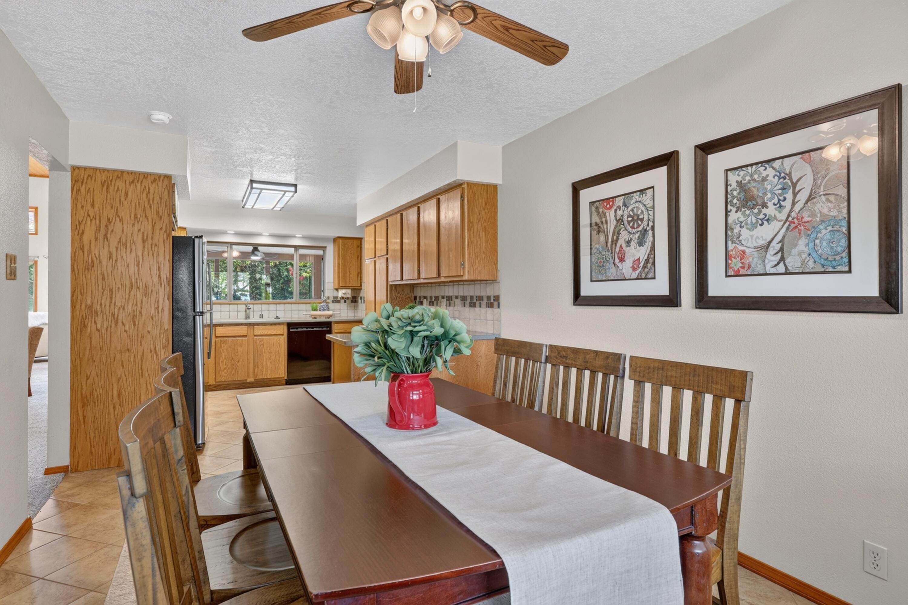 4712 Oahu Drive NE