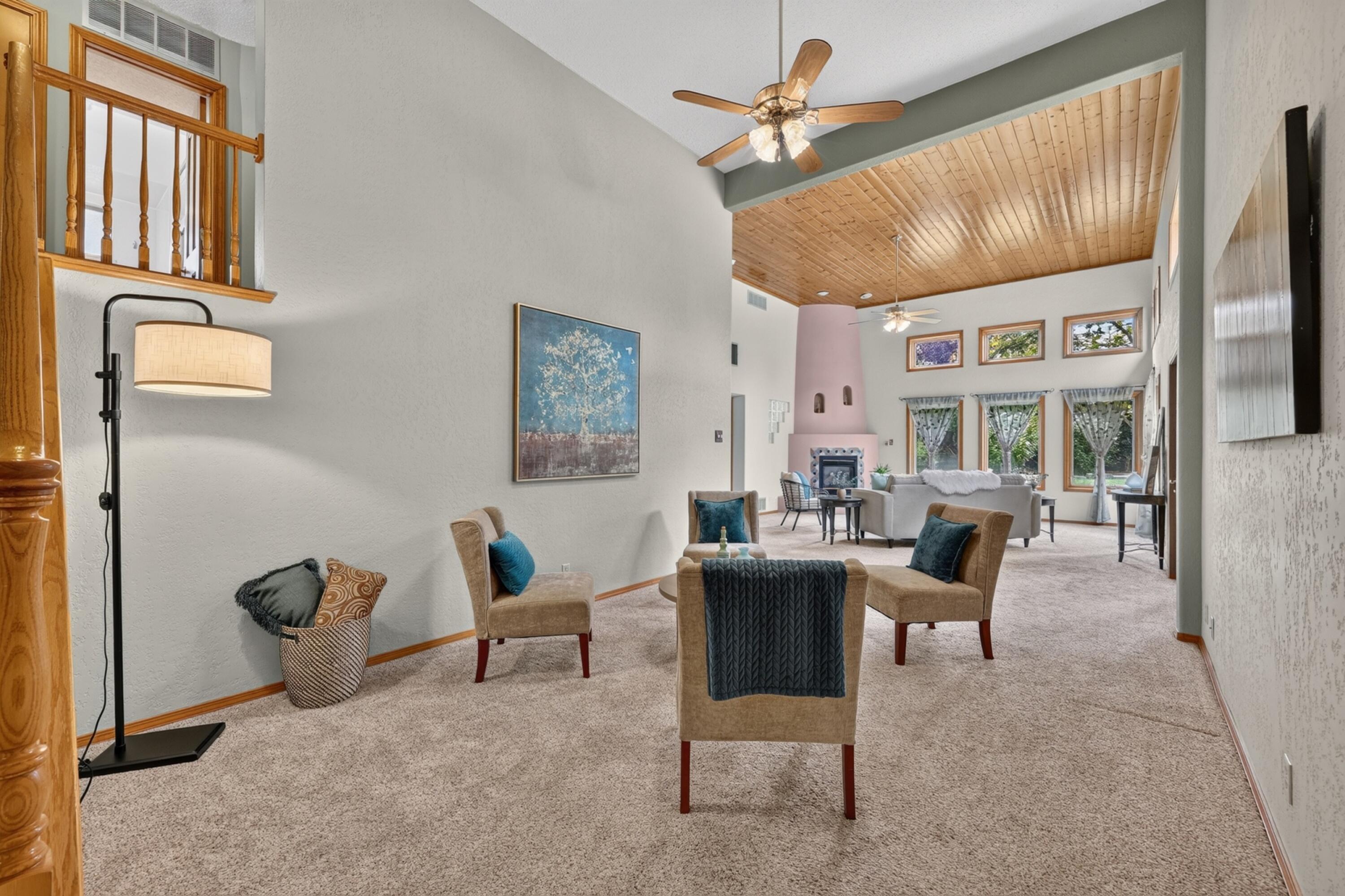 4712 Oahu Drive NE