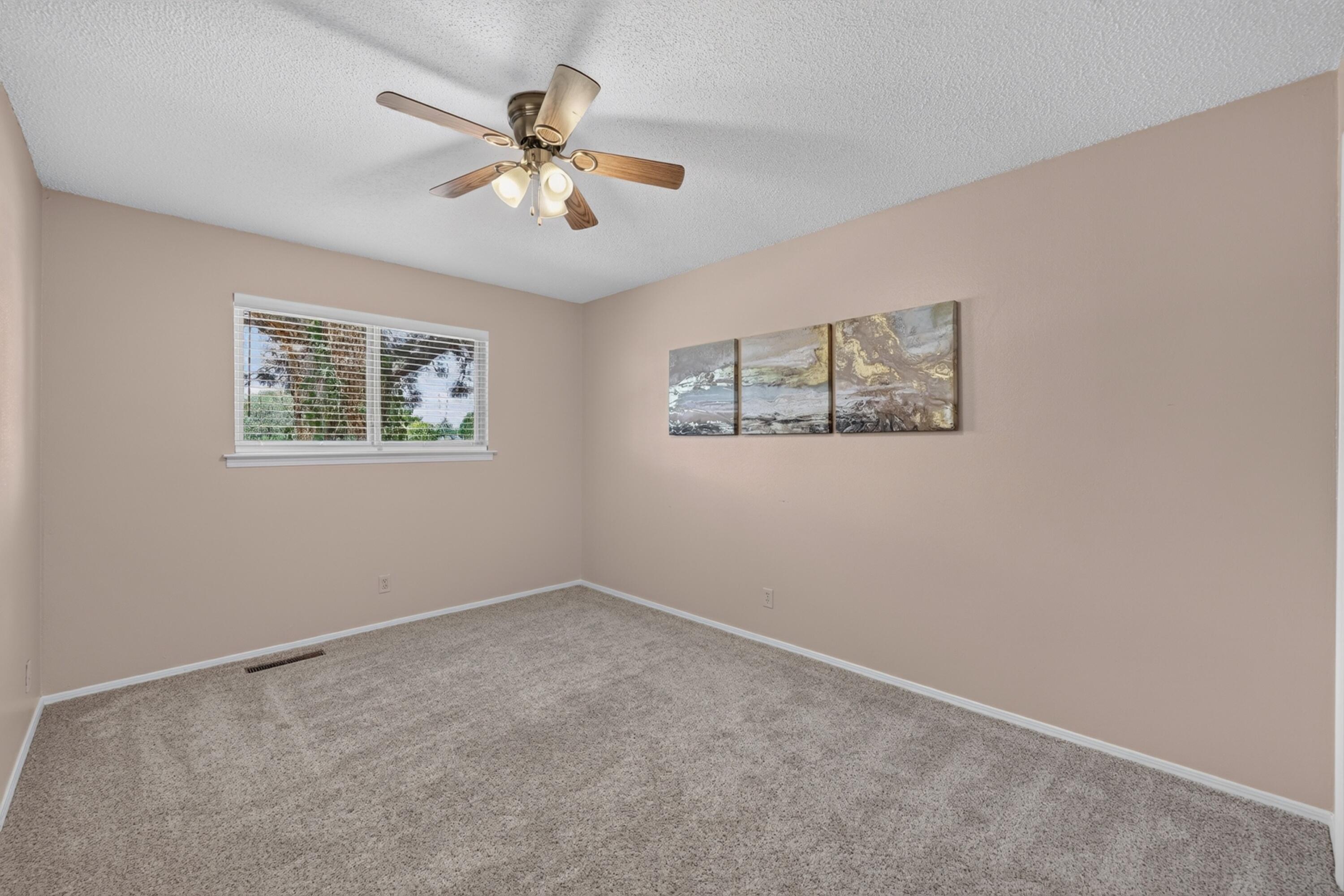 4712 Oahu Drive NE