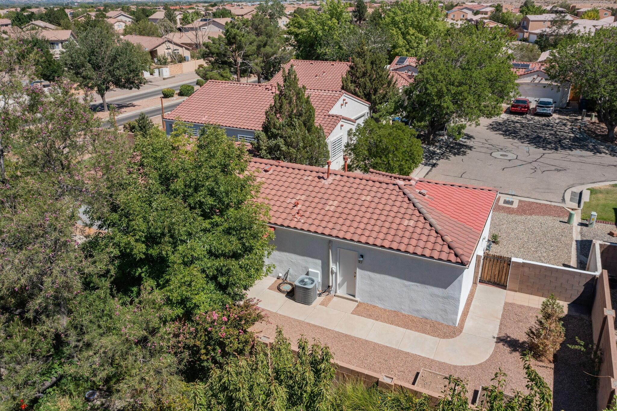 1304 Villa Campo NE