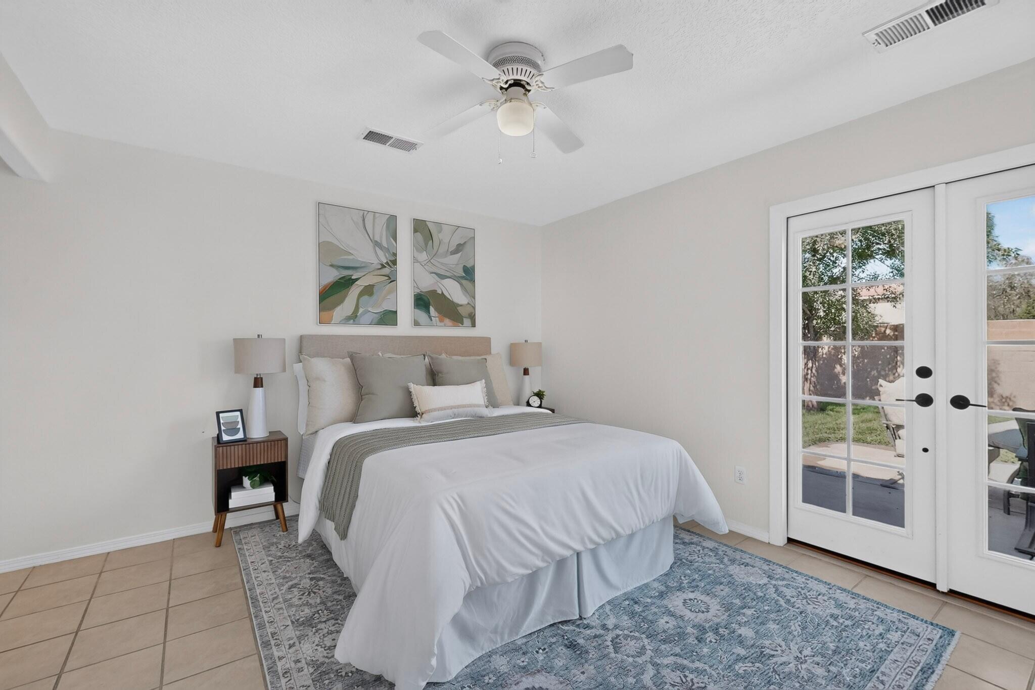 1304 Villa Campo NE