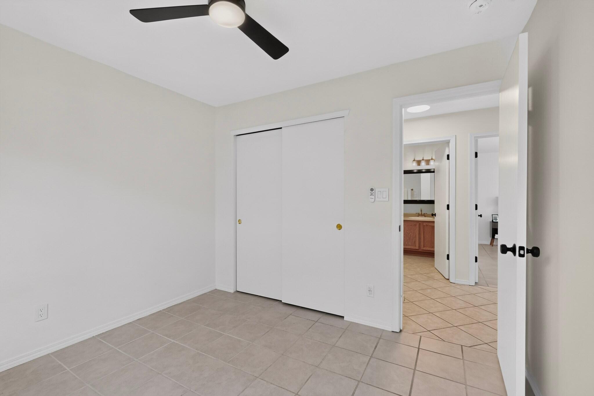 1304 Villa Campo NE