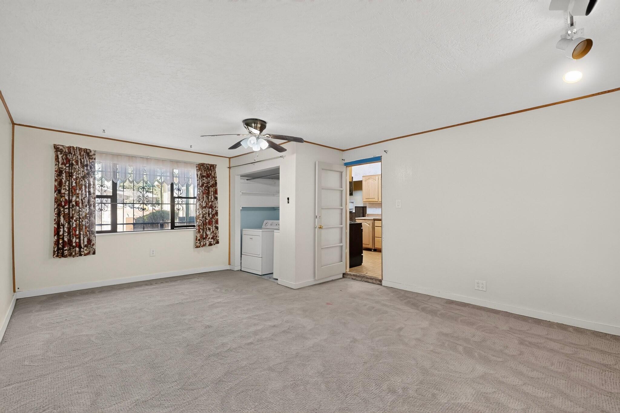 1501 Mary Ellen Street NE