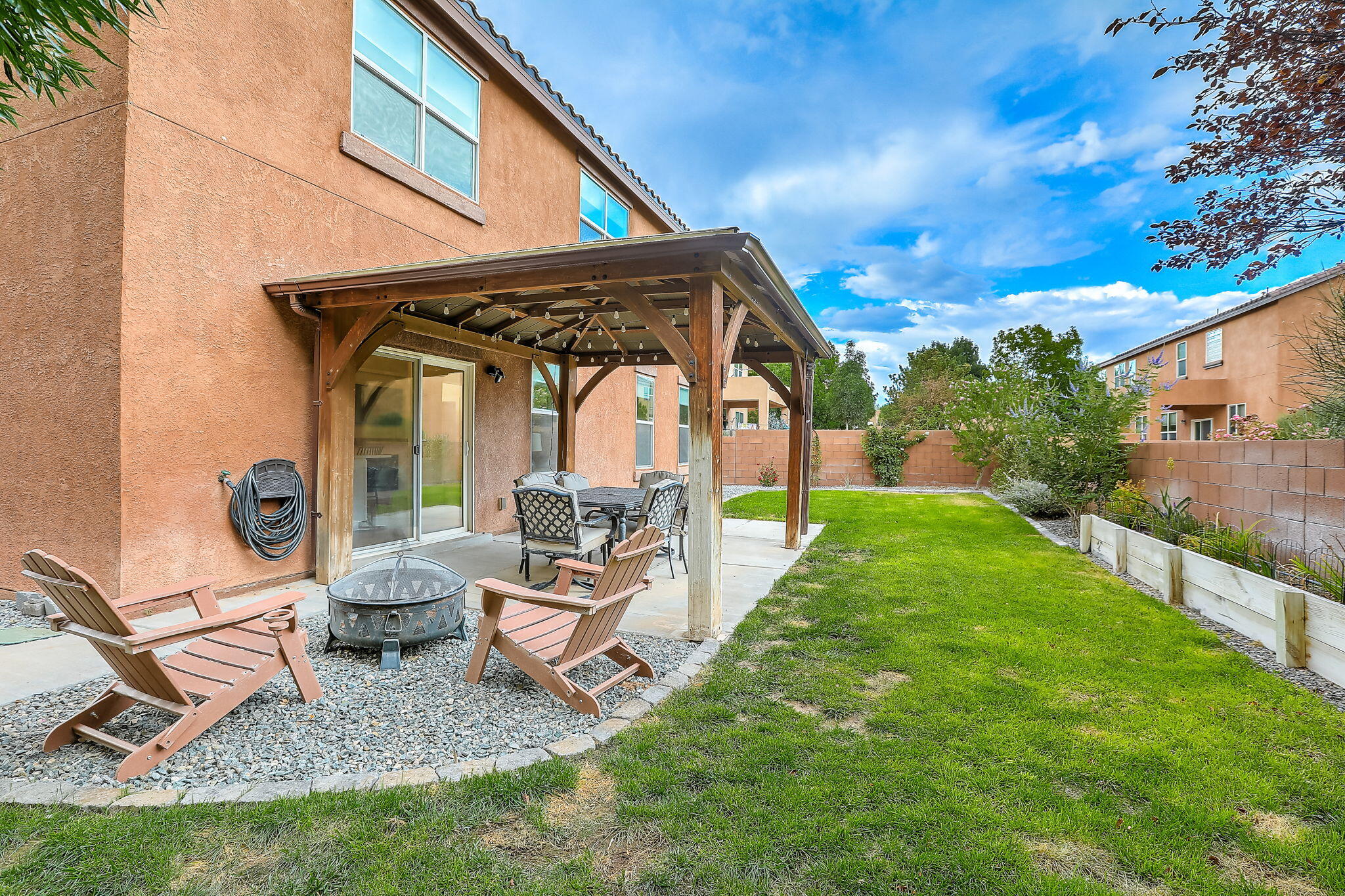 22 Monte Vista Drive NE