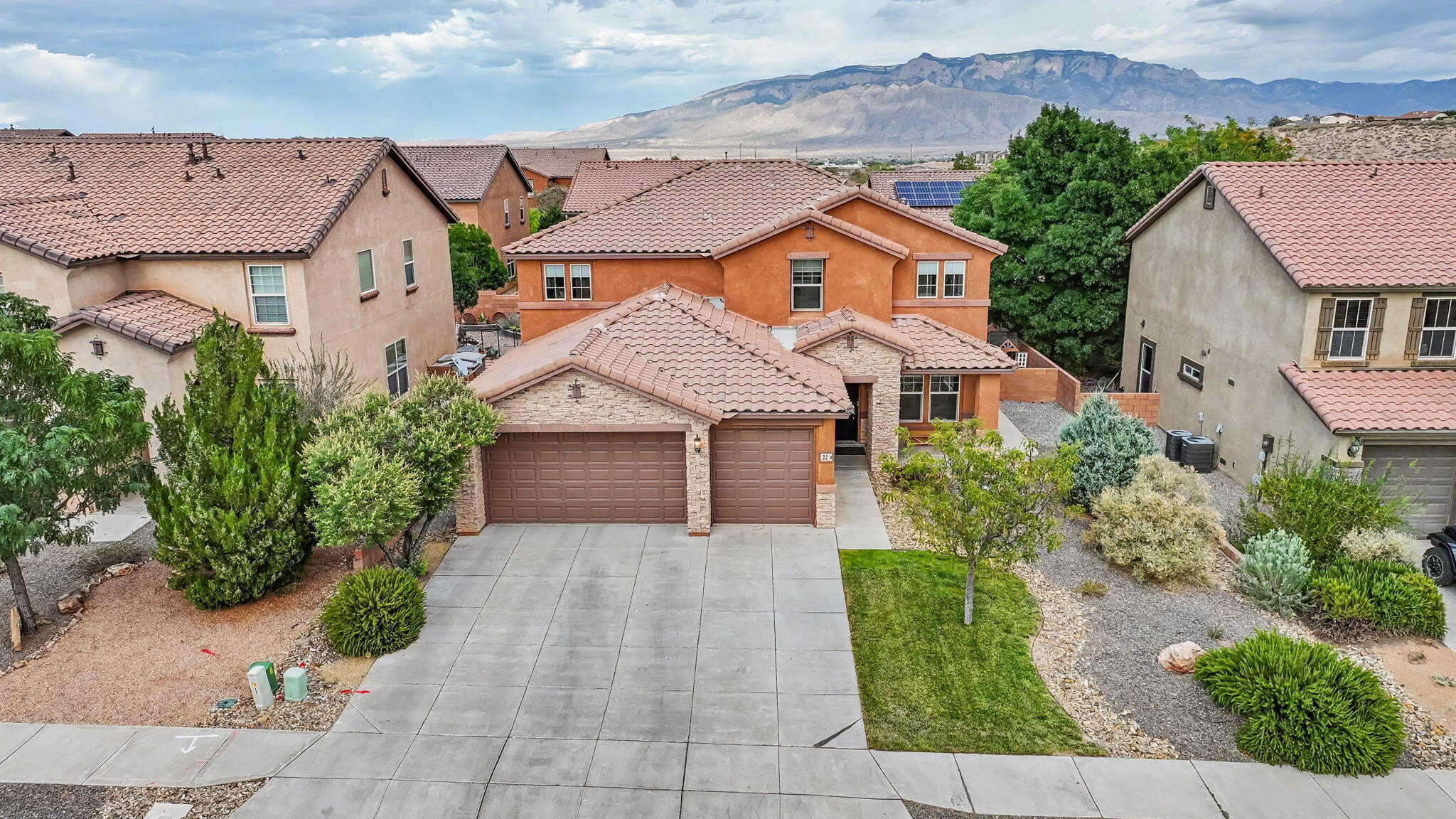 22 Monte Vista Drive NE