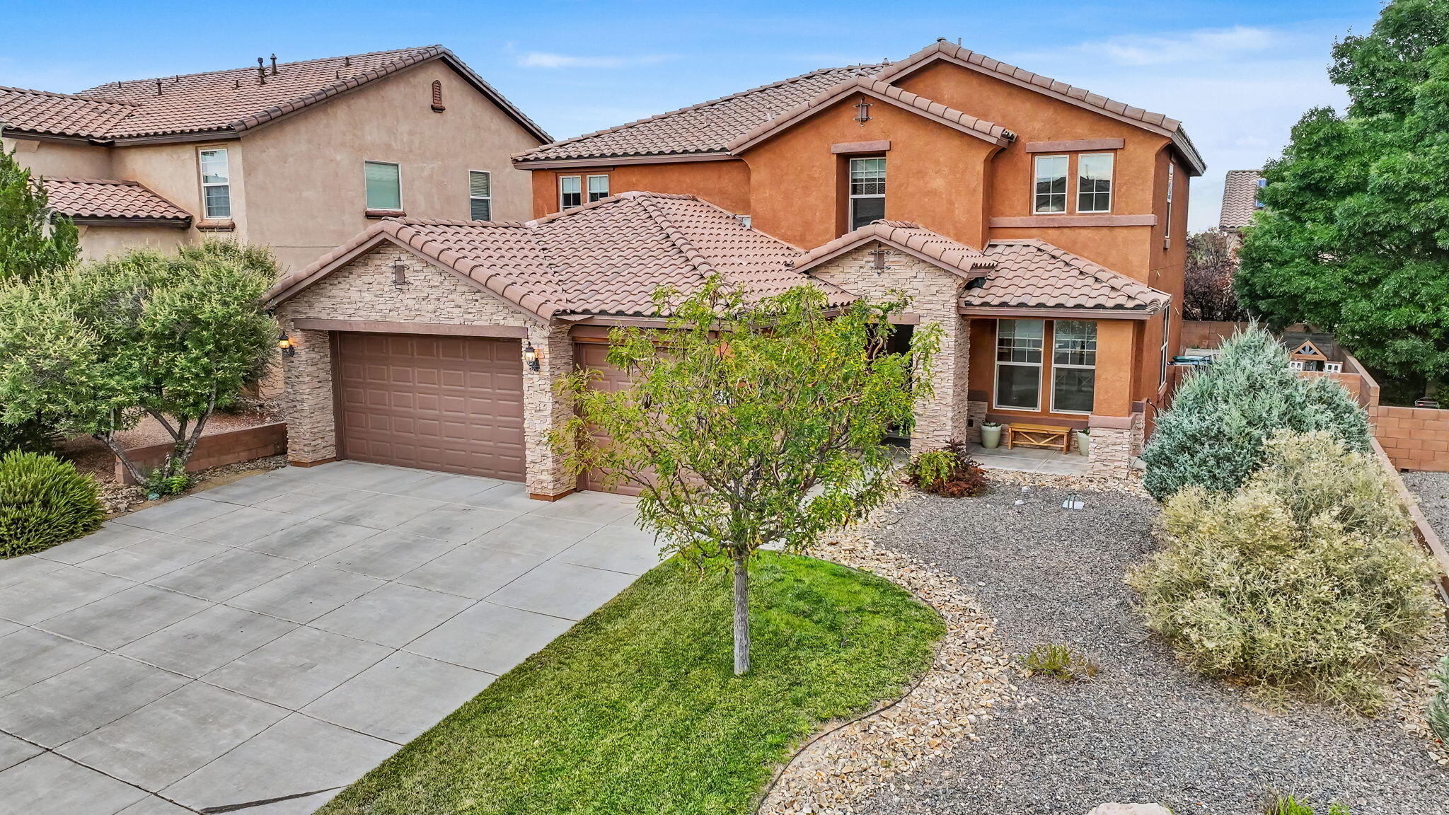 22 Monte Vista Drive NE