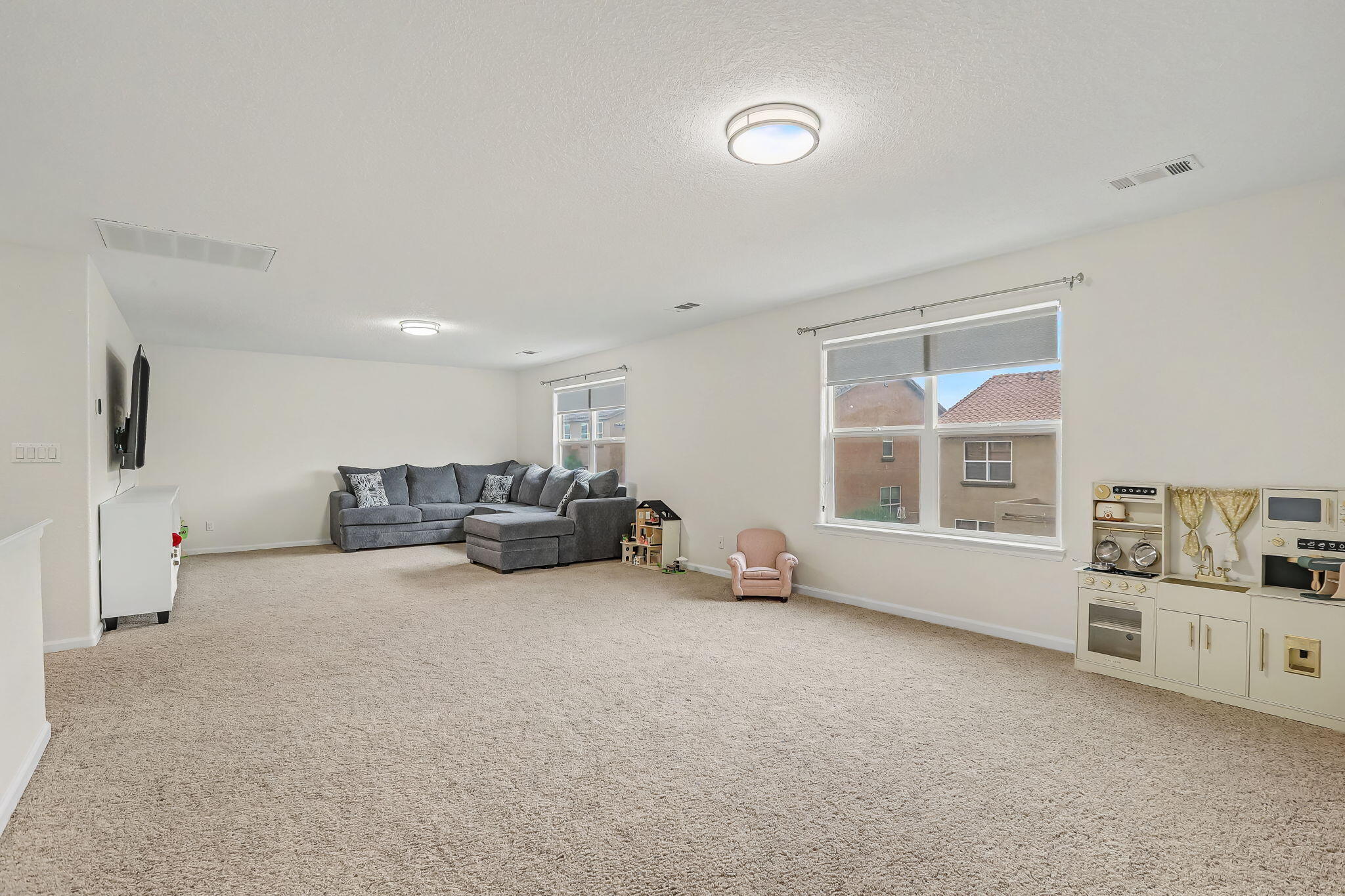 22 Monte Vista Drive NE