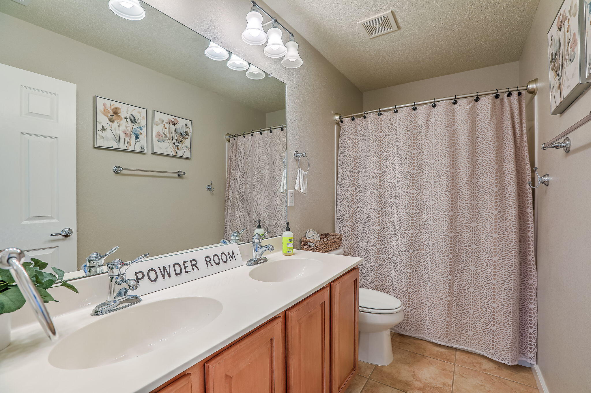 22 Monte Vista Drive NE