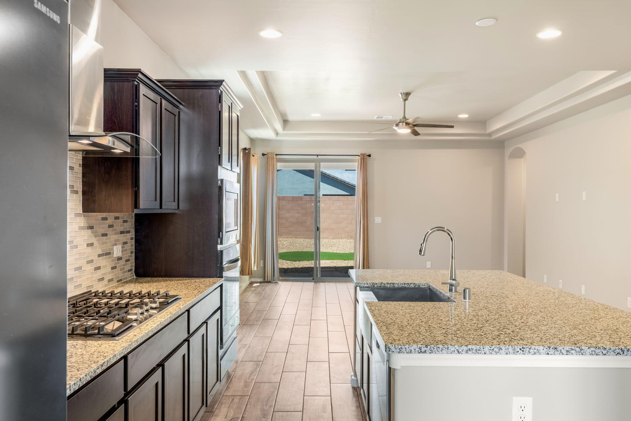 2443 Camrose Road NE