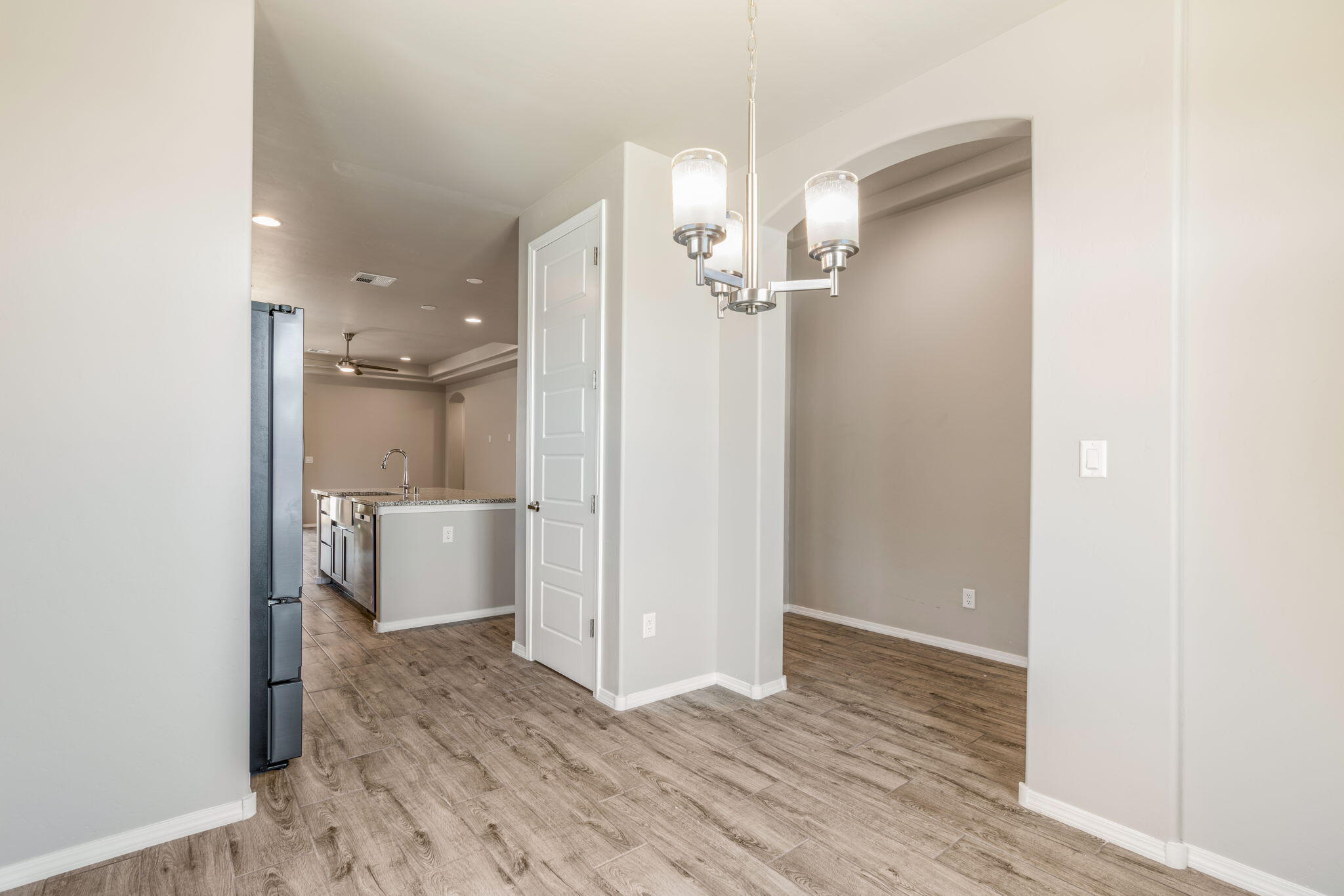 2443 Camrose Road NE