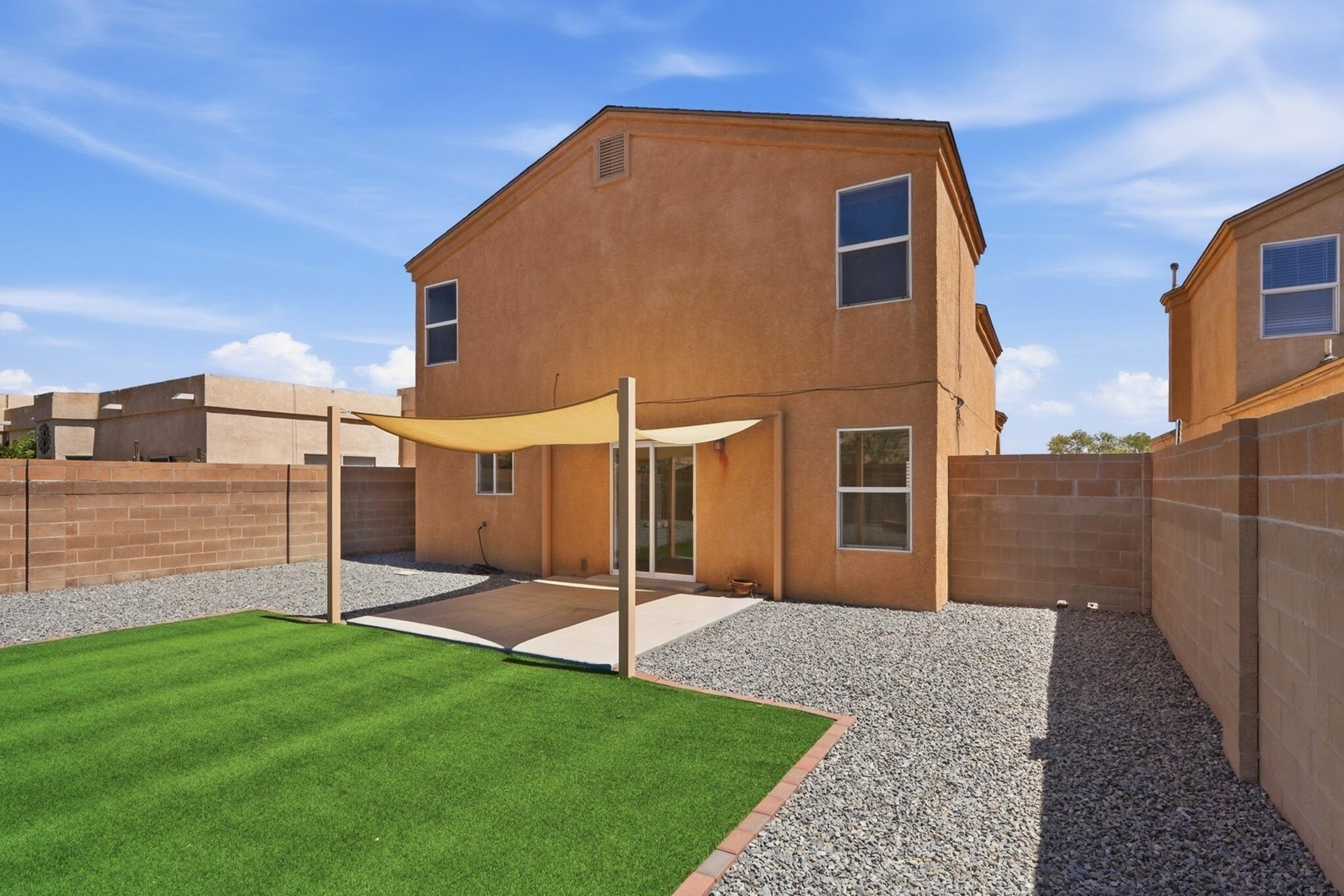 105 Latigo Trail SE