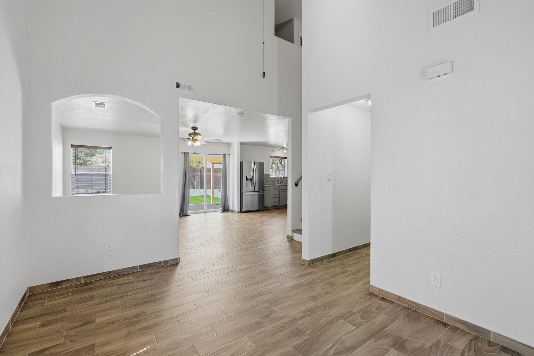 105 Latigo Trail SE