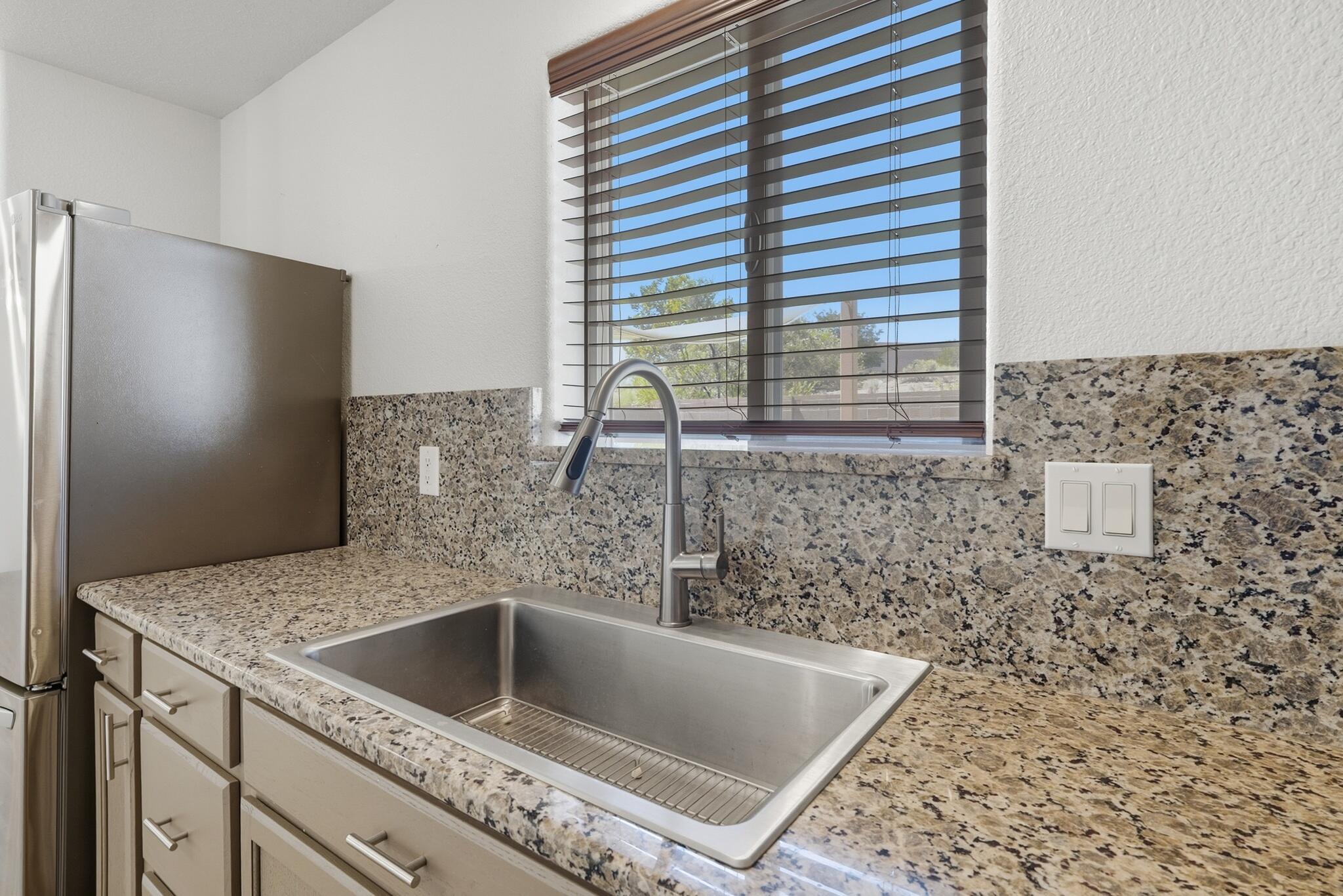 105 Latigo Trail SE