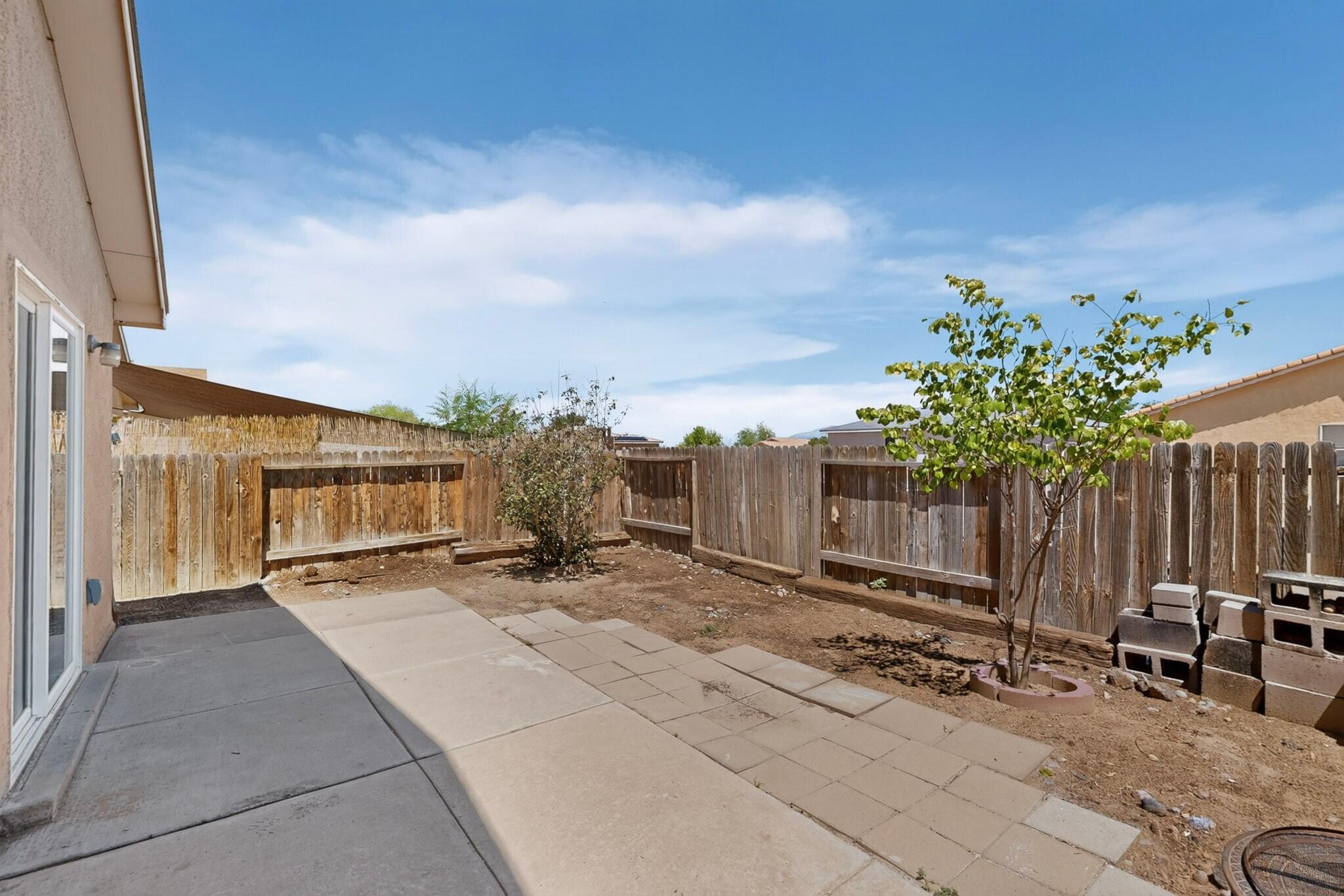 928 Tanager Drive SW