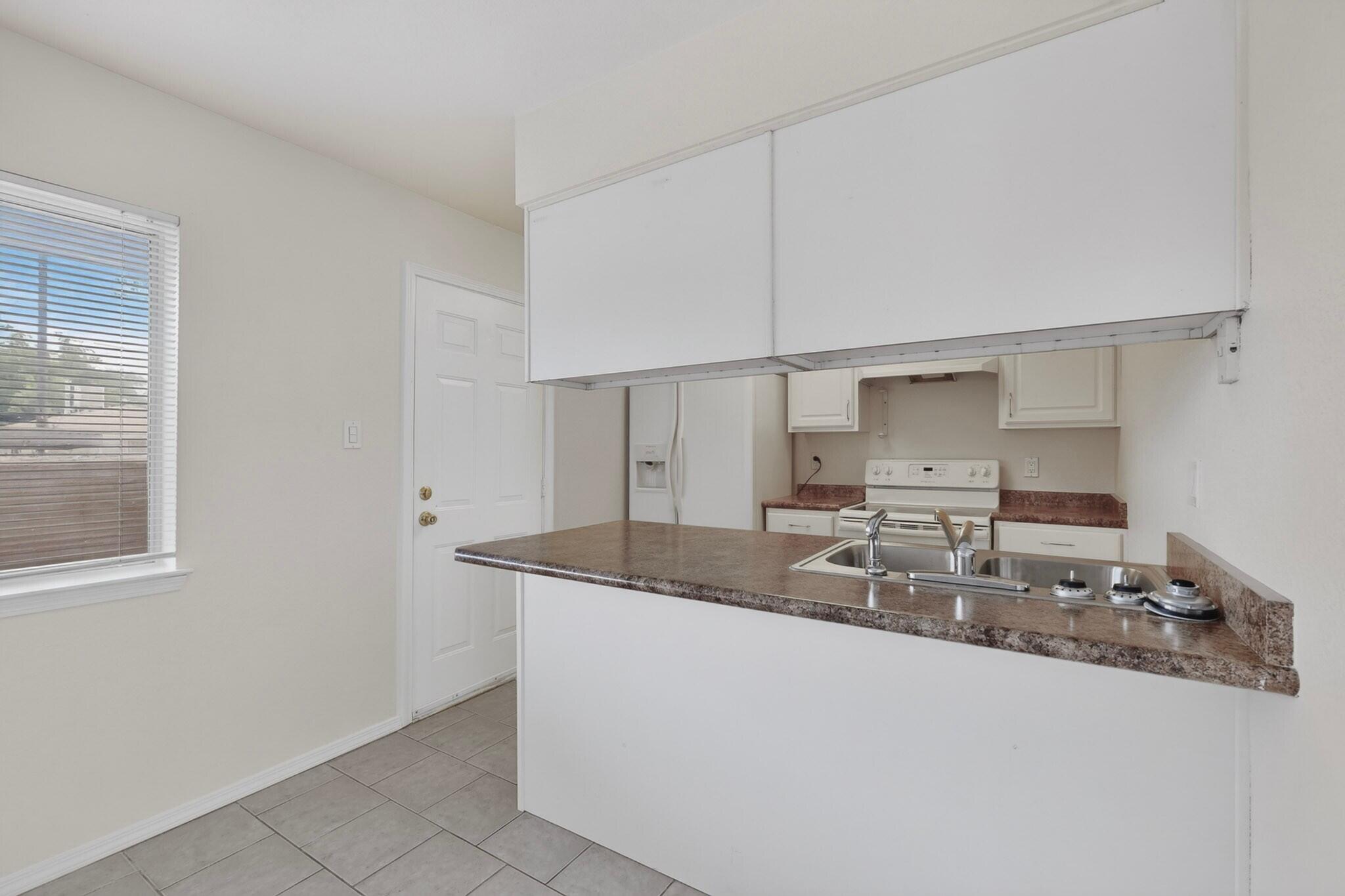 4200 Montgomery Boulevard NE 124