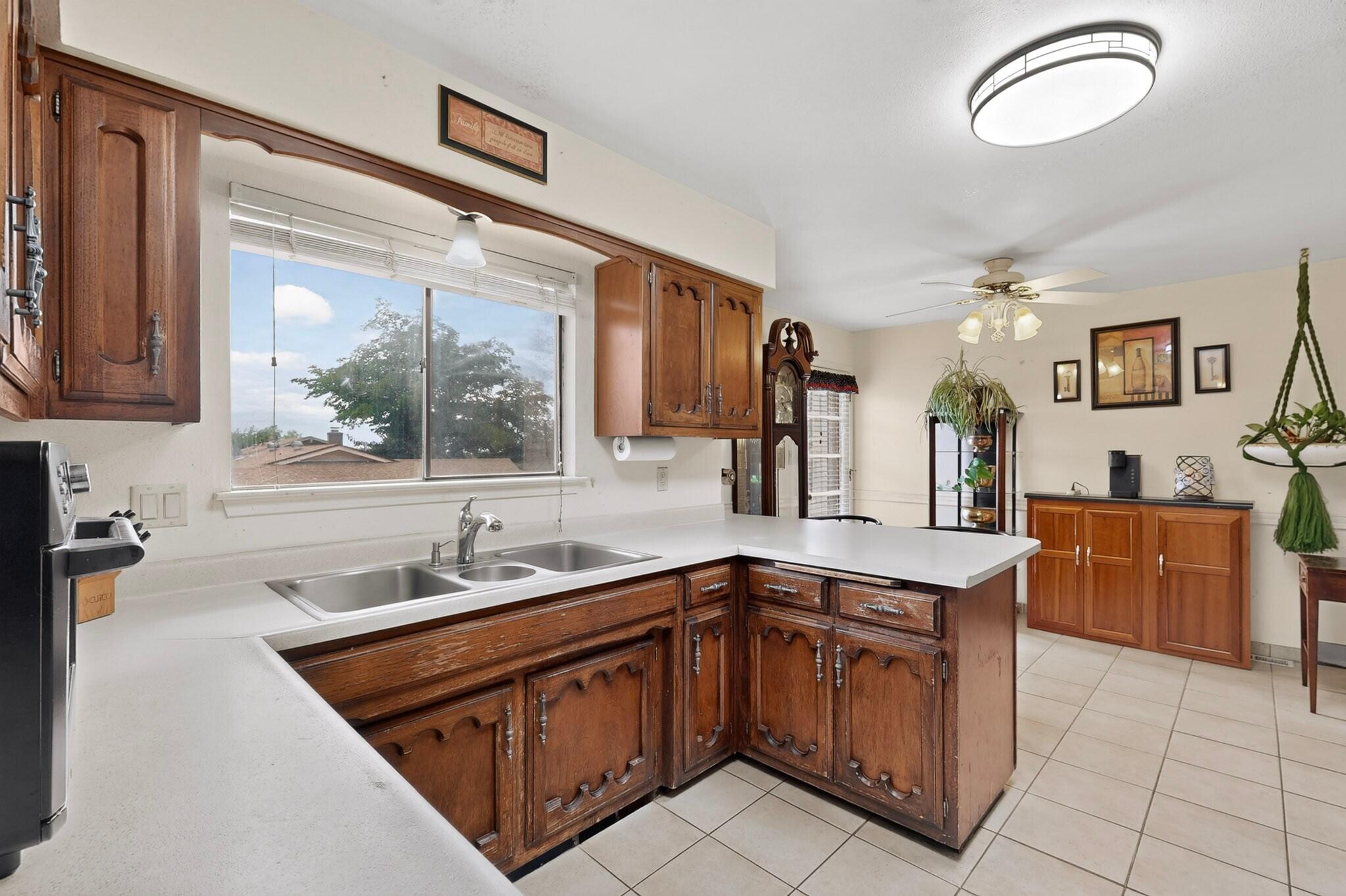 12110 Princess Jeanne Avenue NE