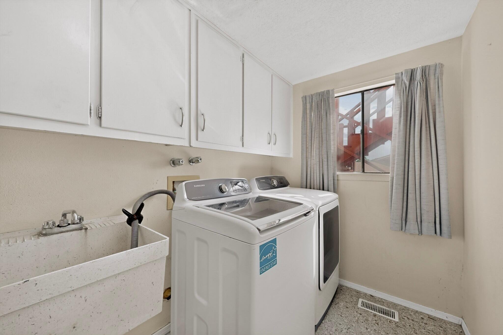 12110 Princess Jeanne Avenue NE