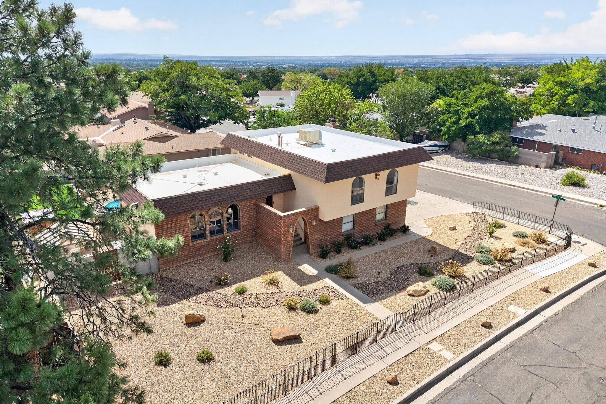 12110 Princess Jeanne Avenue NE