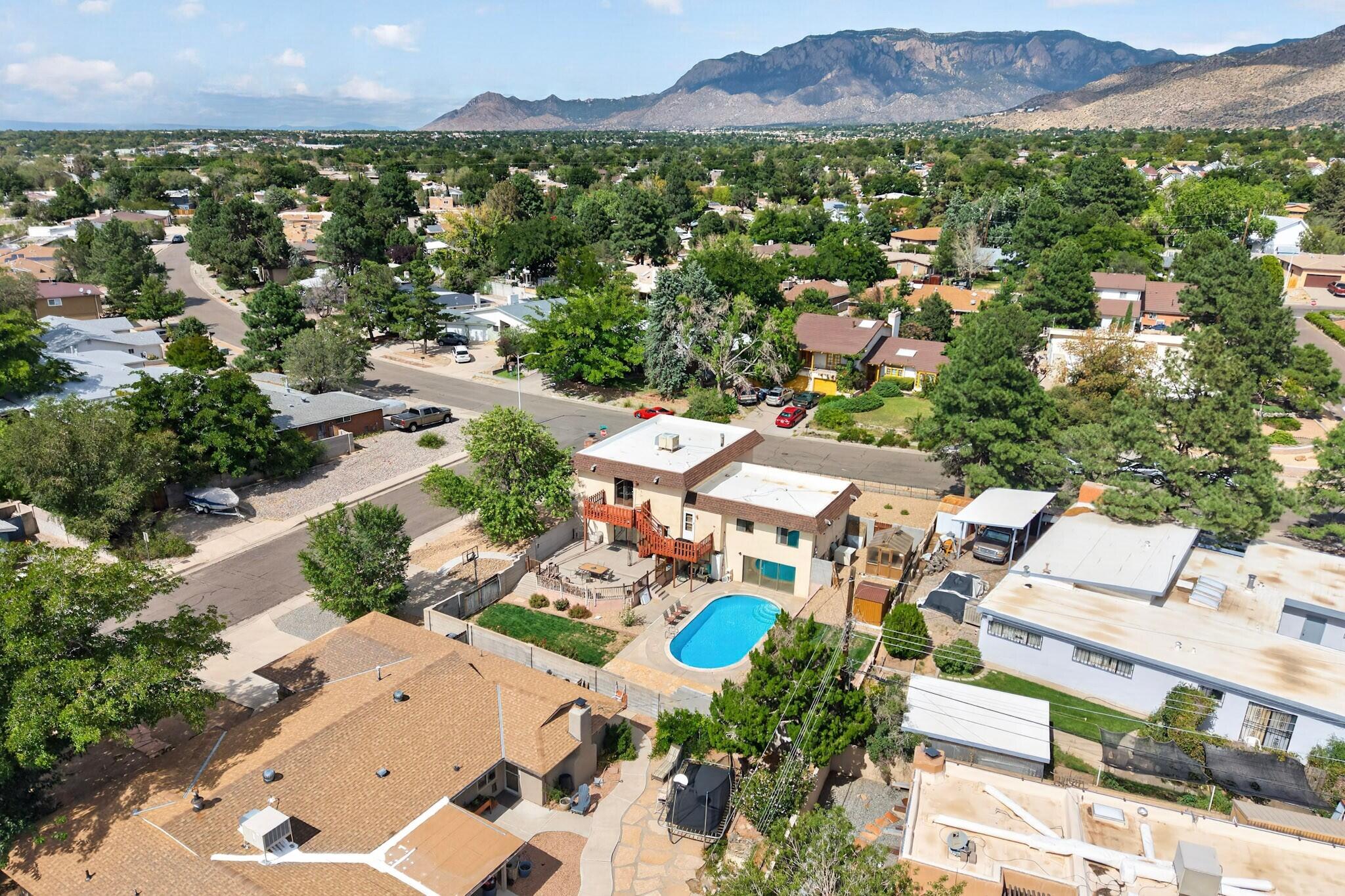 12110 Princess Jeanne Avenue NE