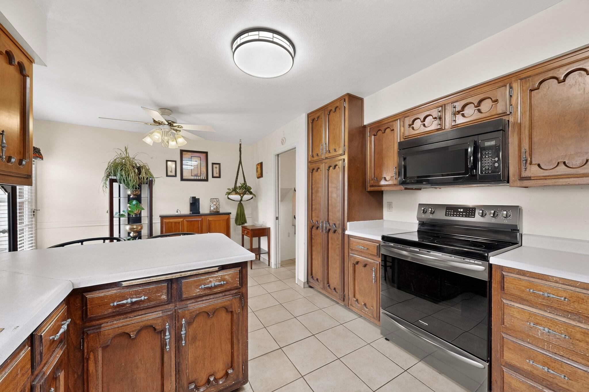 12110 Princess Jeanne Avenue NE