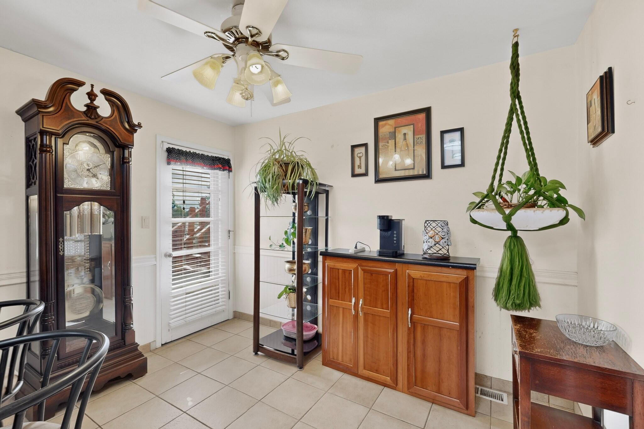 12110 Princess Jeanne Avenue NE