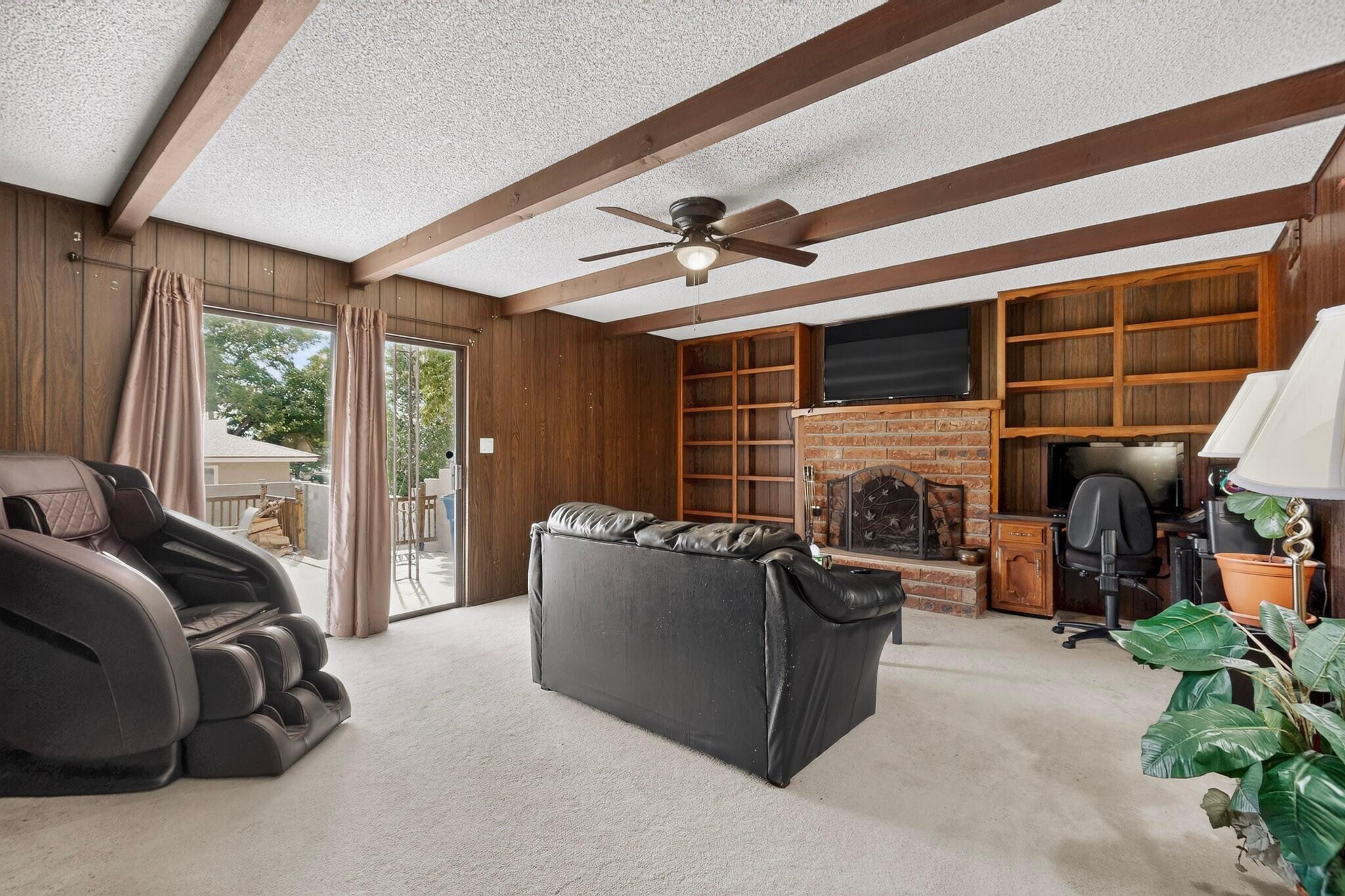 12110 Princess Jeanne Avenue NE