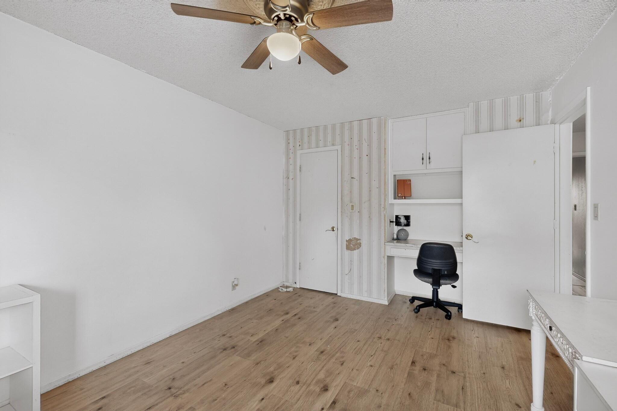 12110 Princess Jeanne Avenue NE