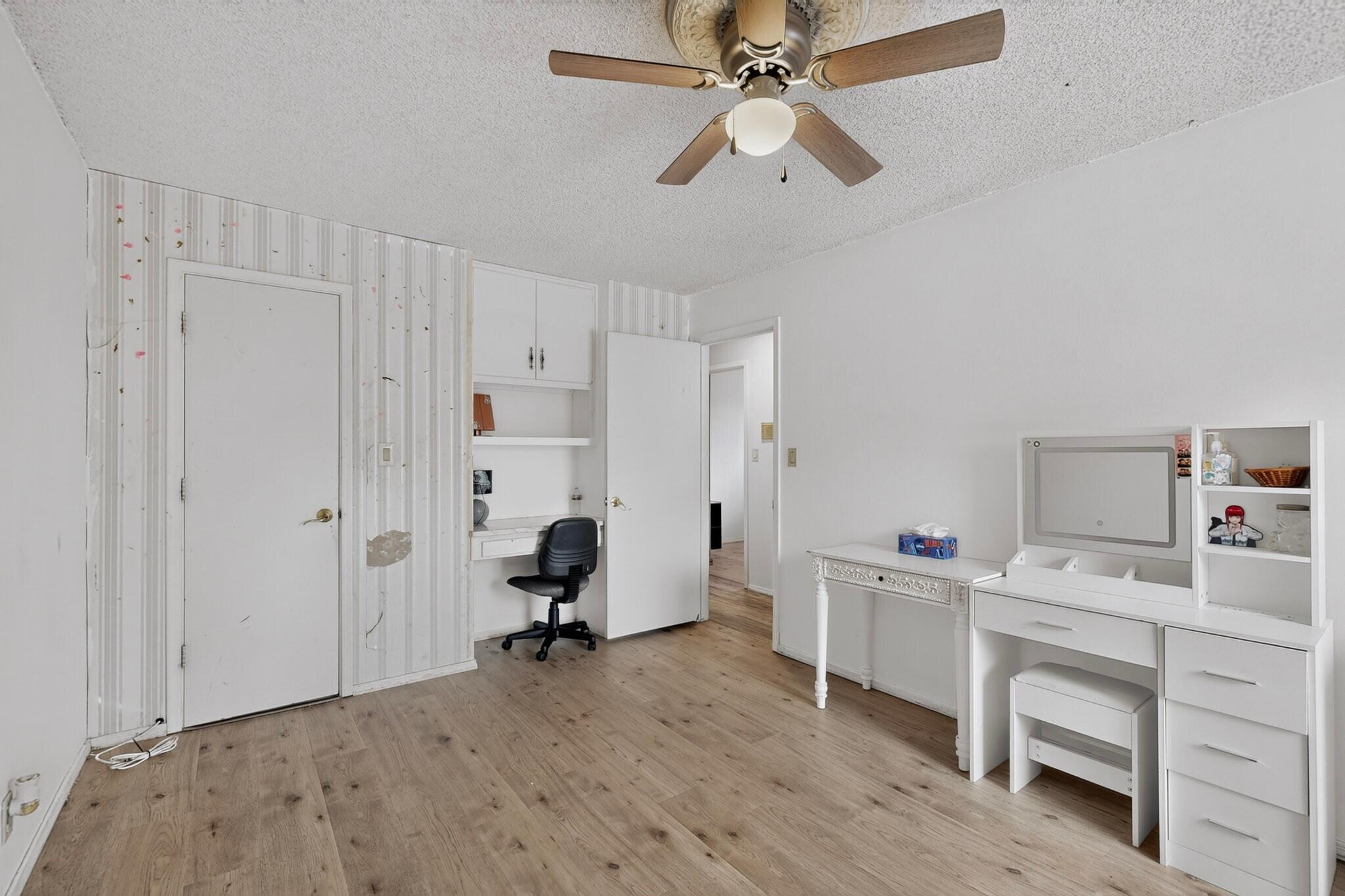 12110 Princess Jeanne Avenue NE