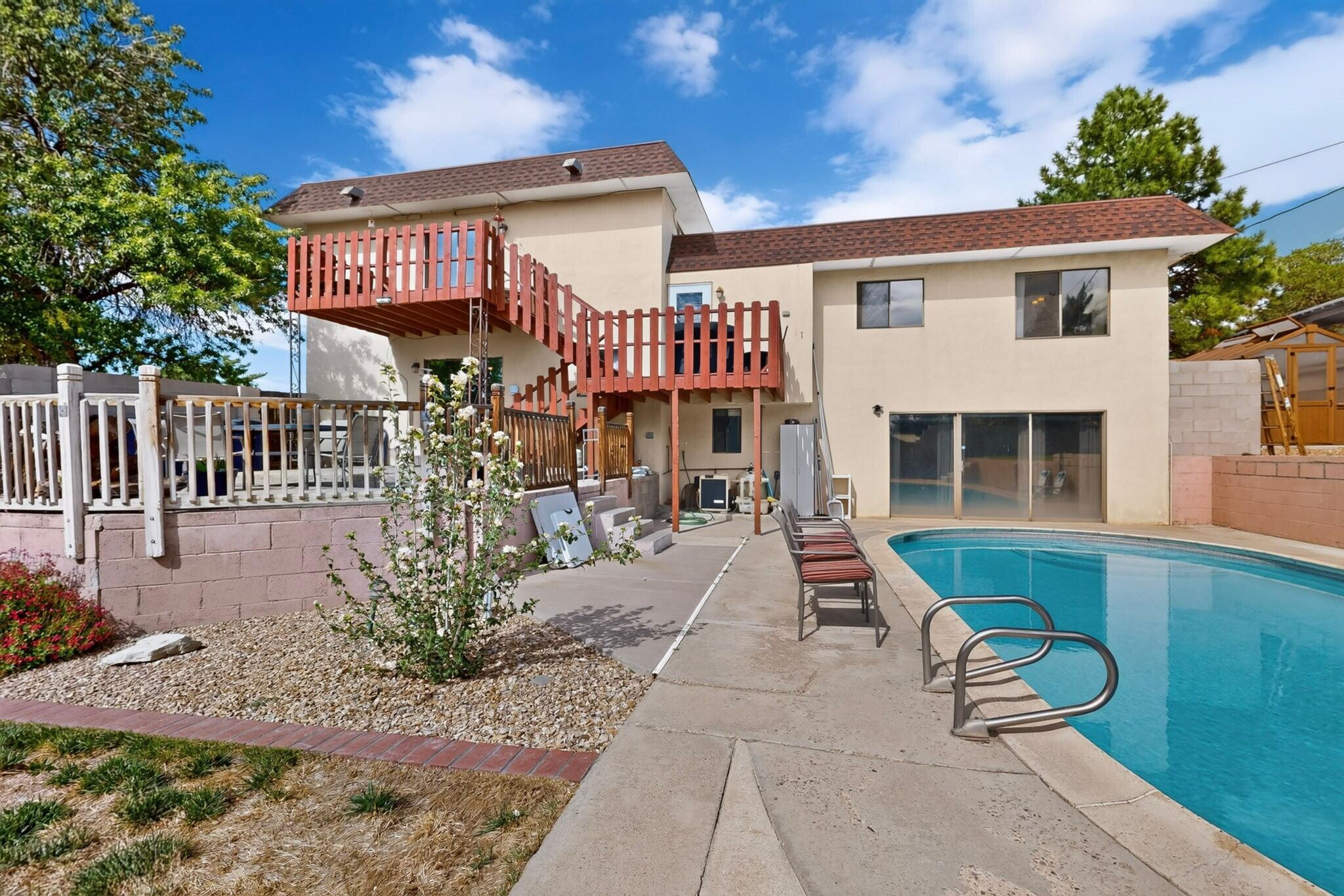 12110 Princess Jeanne Avenue NE