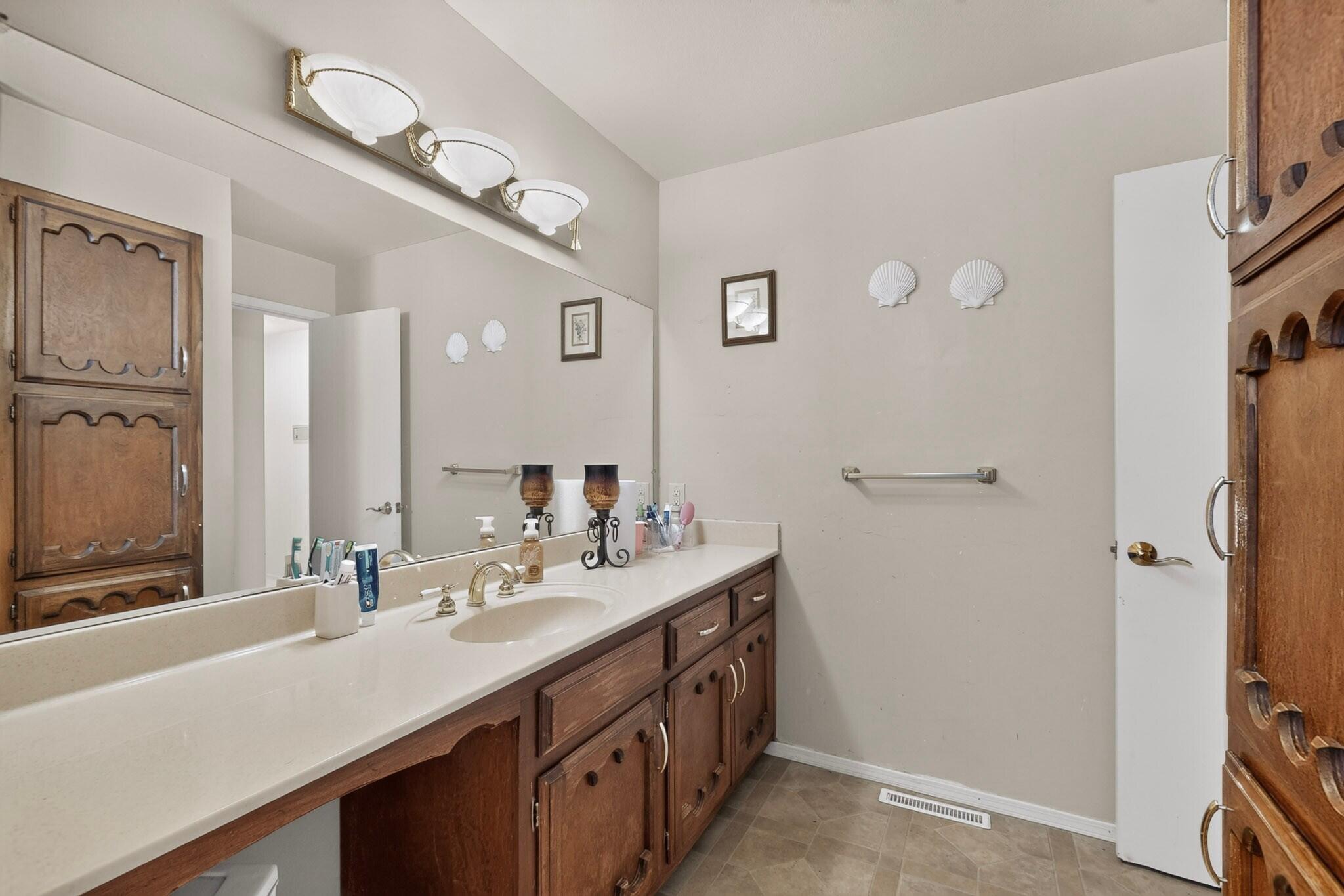 12110 Princess Jeanne Avenue NE