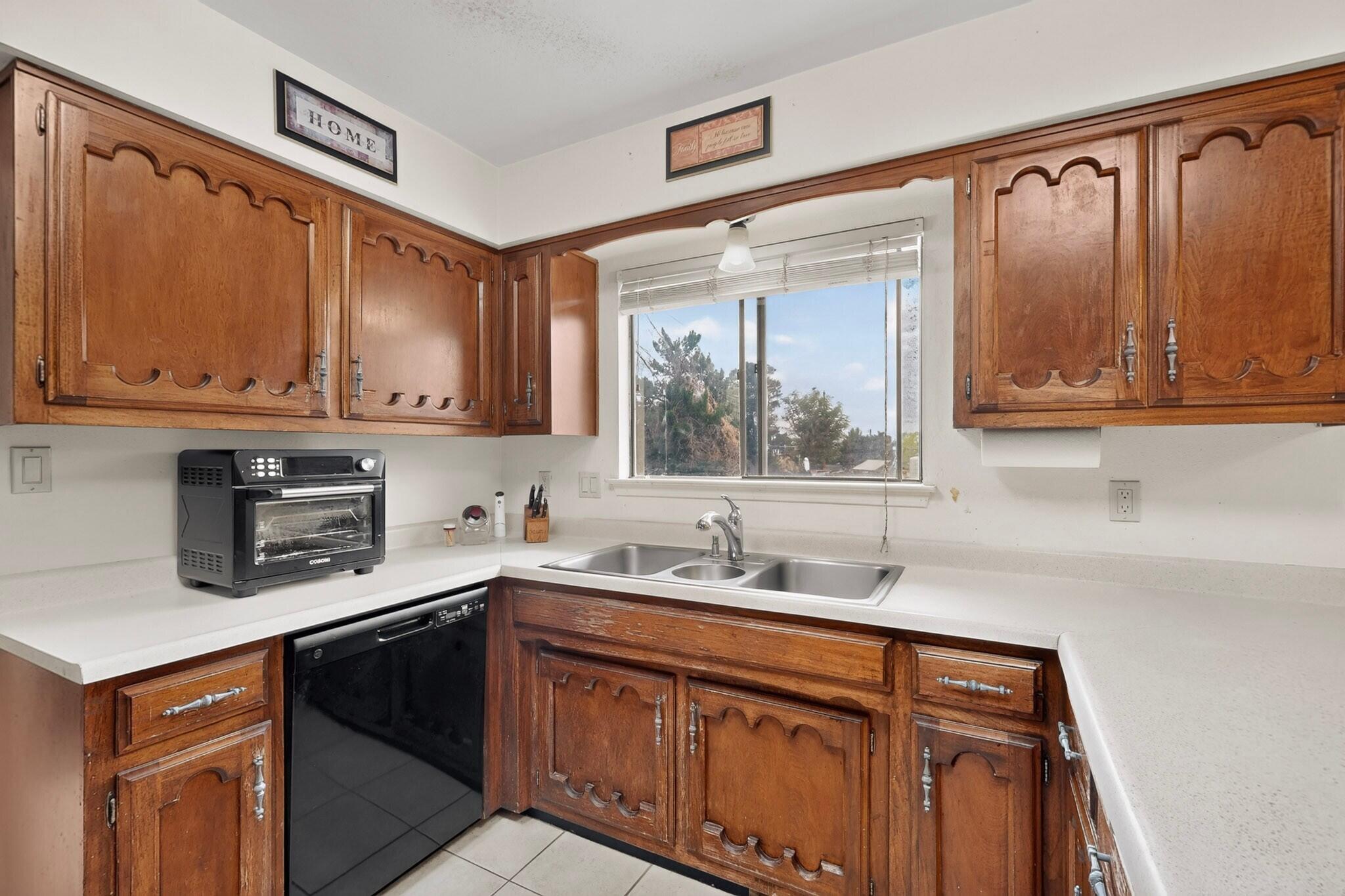 12110 Princess Jeanne Avenue NE