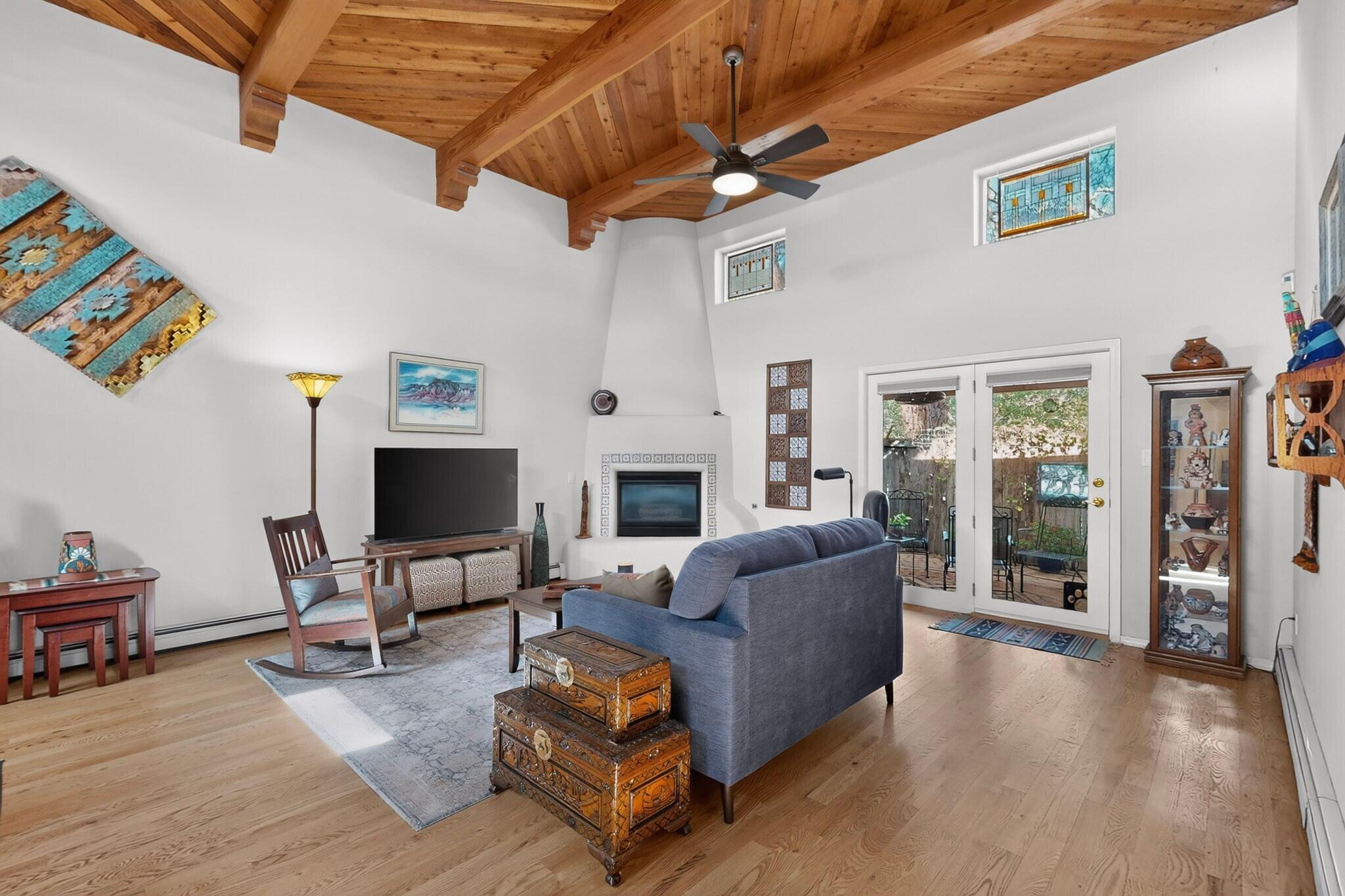 6603 Las Casitas Court NW