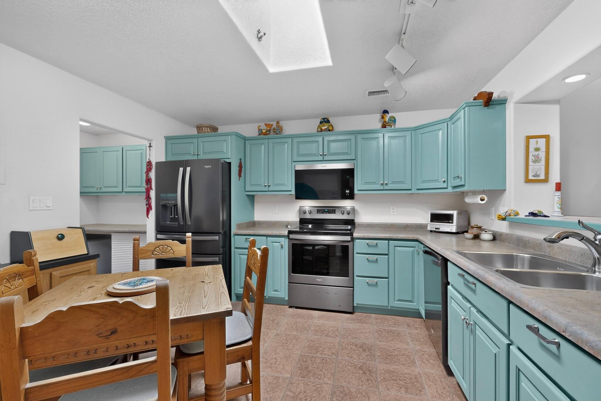 6603 Las Casitas Court NW