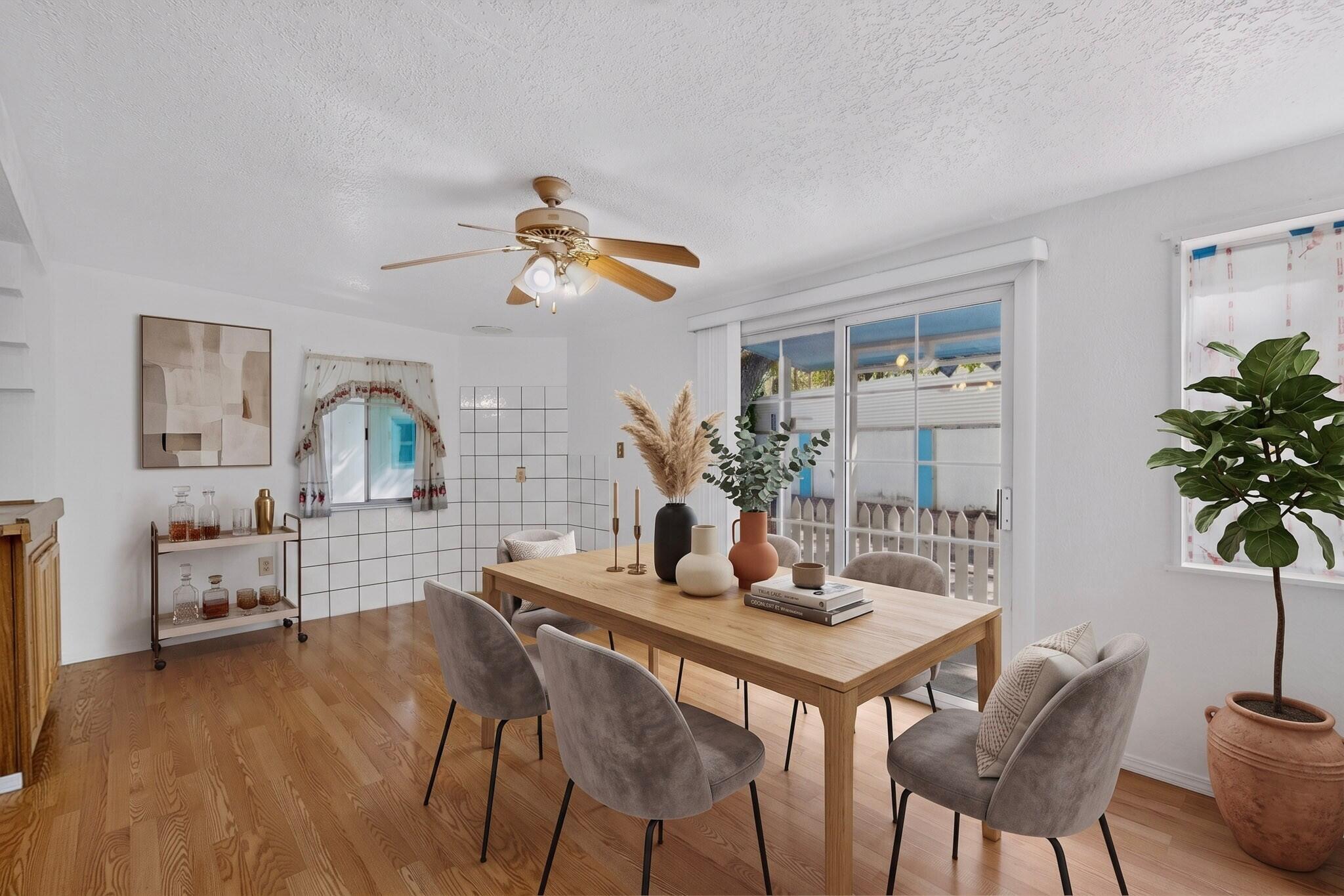 1860 Elena Circle SW