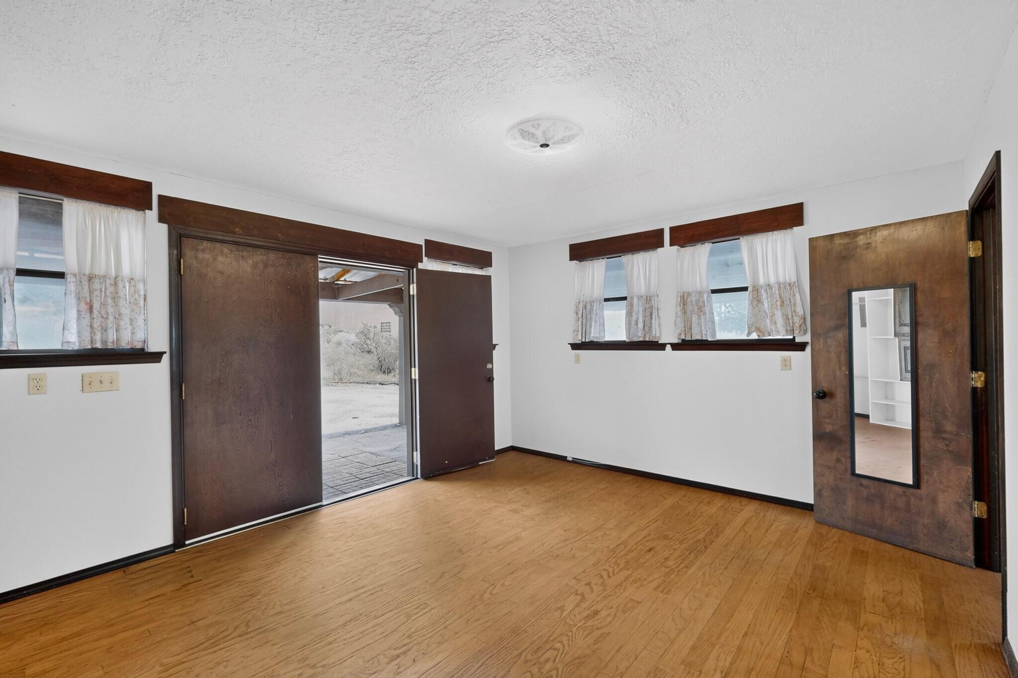 608 Cedar Hill Road NE
