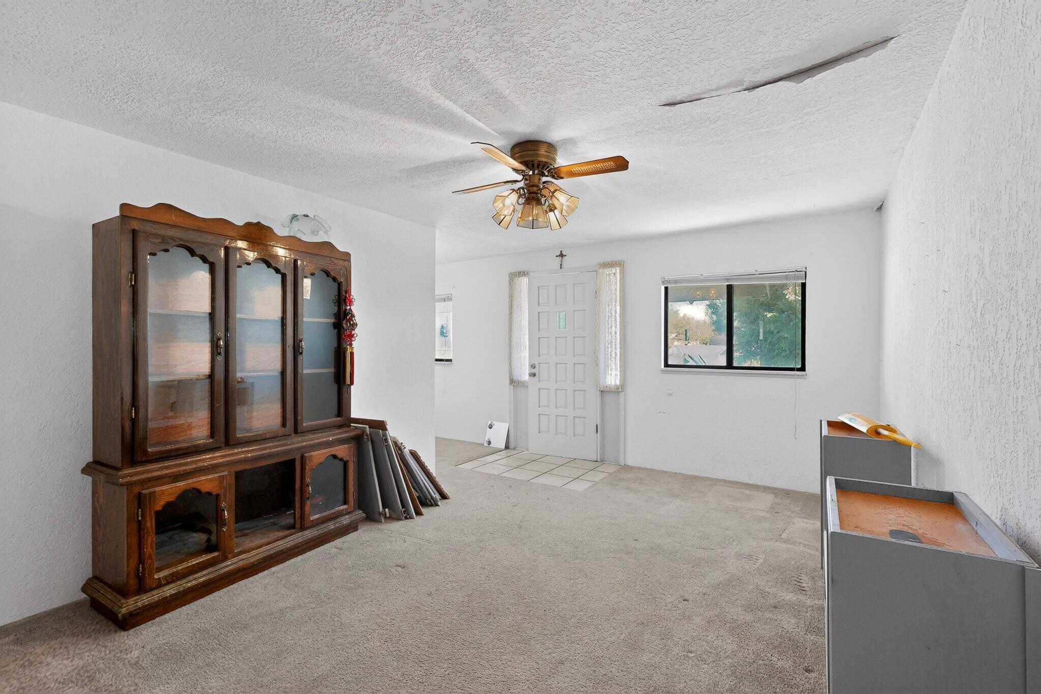 2609 Lujan Lane