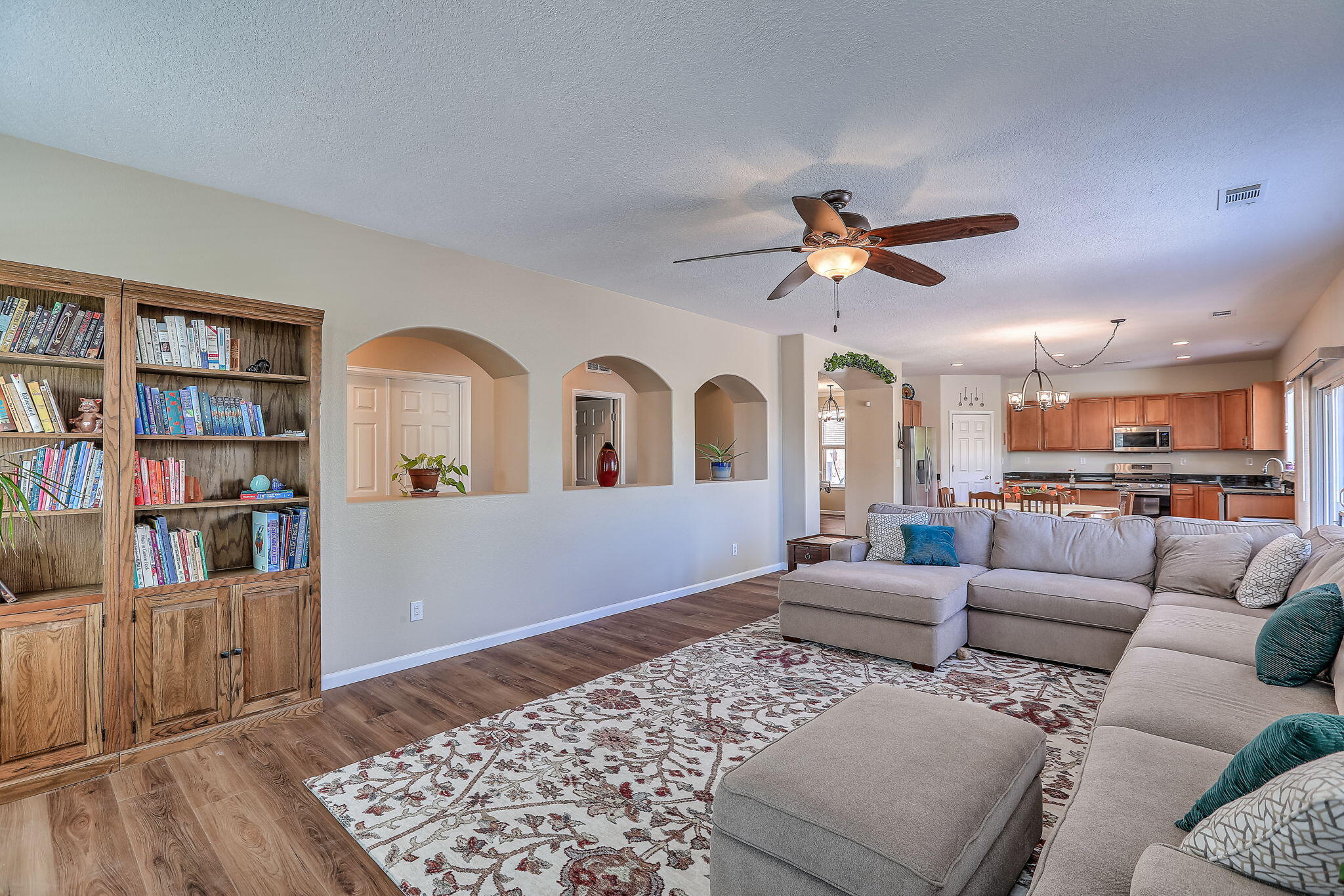 39 Paseo Vista Loop NE