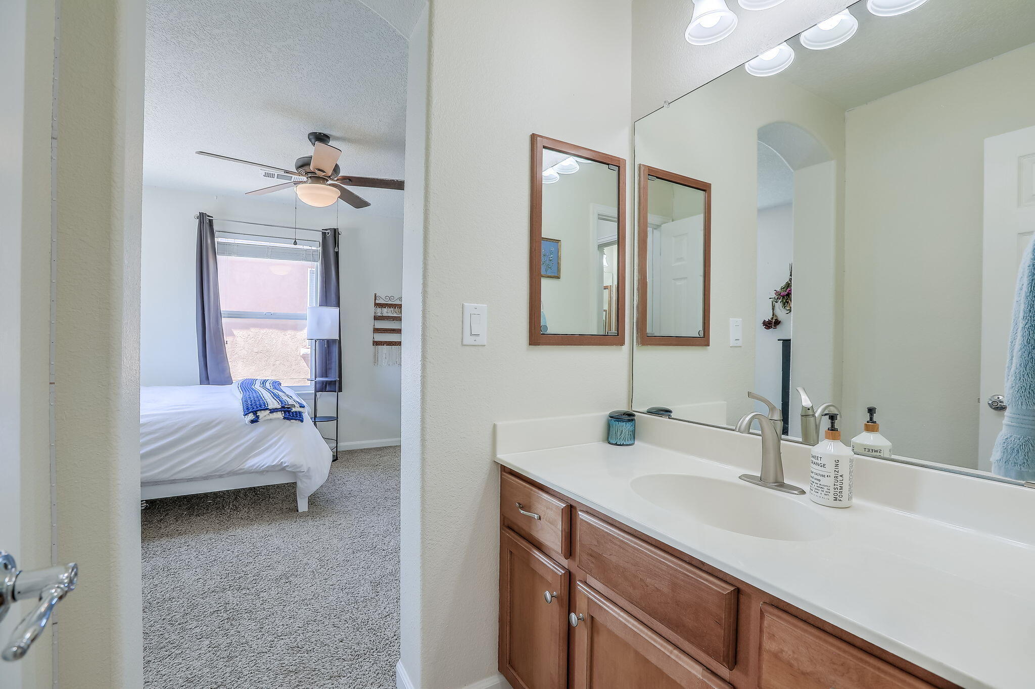 39 Paseo Vista Loop NE